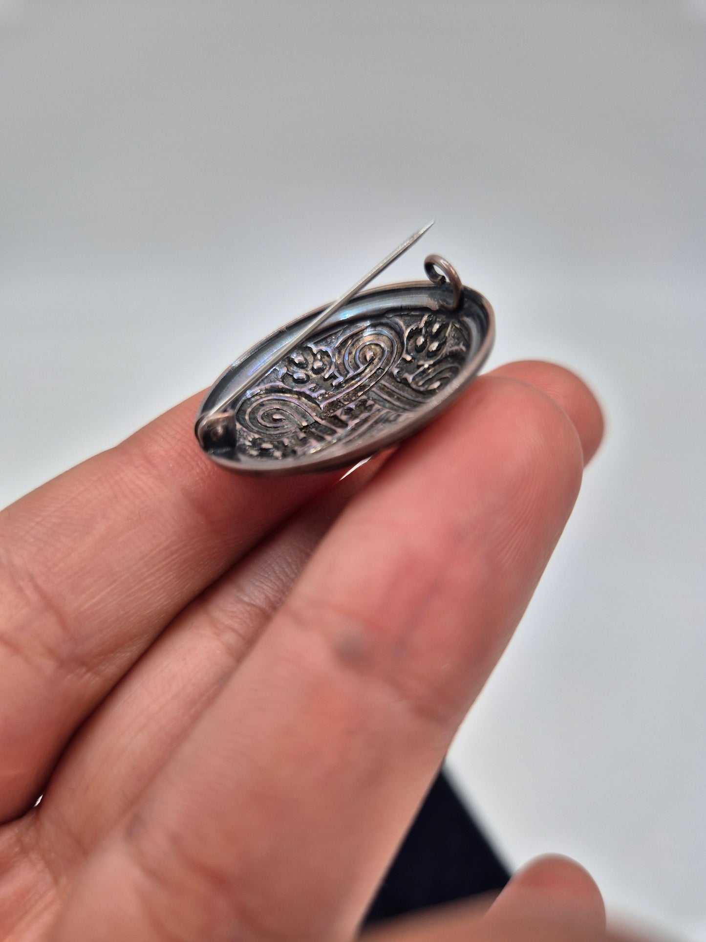 Kalevala Koru Hannunvaakuna Sterling Silver Brooch – Vintage Finnish 925 Silver Pin with Original Box