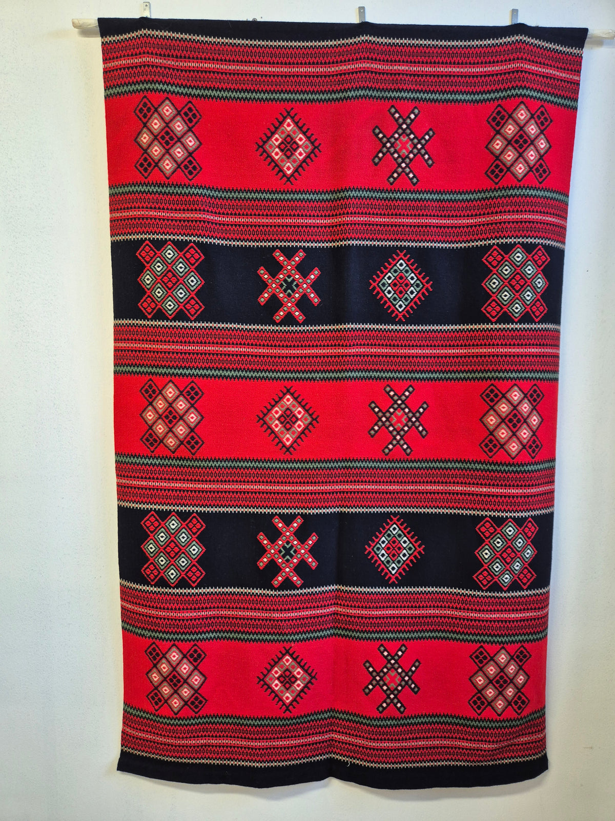 Vintage Finnish Karjalan Raanu Wall Hanging, Karelian Wool Textile