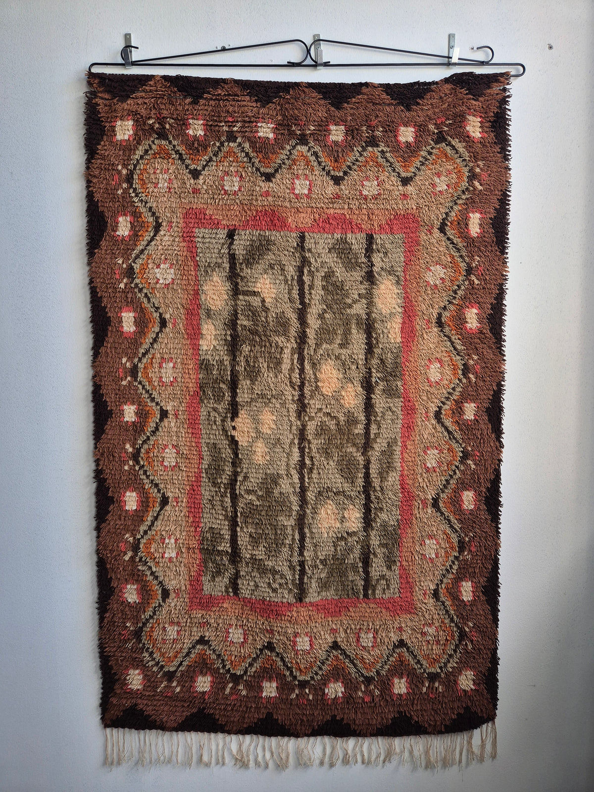 Vintage Finnish Humalasalkoja Ryijy by A.W. Raitio, Neovius Wall Rug, Scandinavian Wool Tapestry