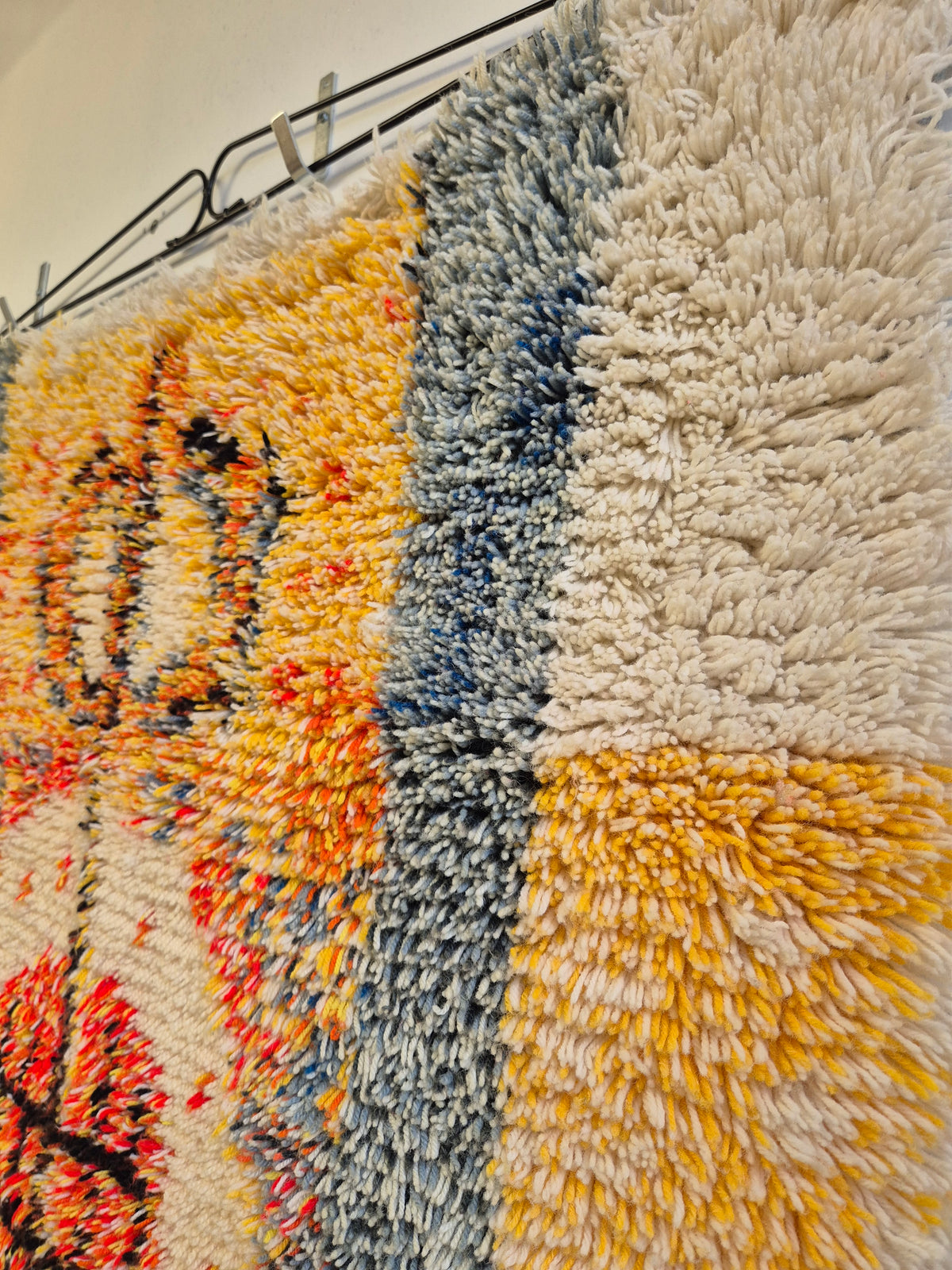 Vintage Finnish Kehrä rya rug designed by Leena-Kaisa Halme,