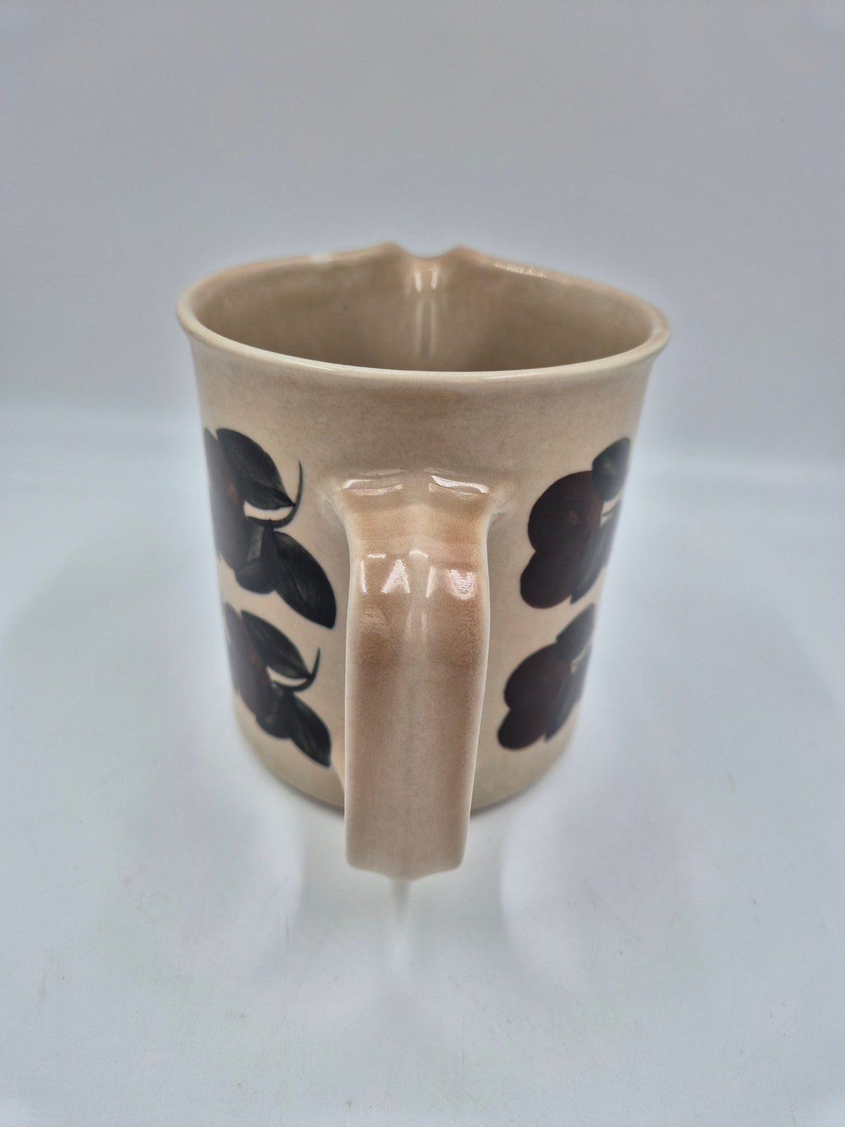 Arabia "Ruija" Milk Pitcher by Raija Uosikkinen, 1975–1981, Hand-Painted Stoneware