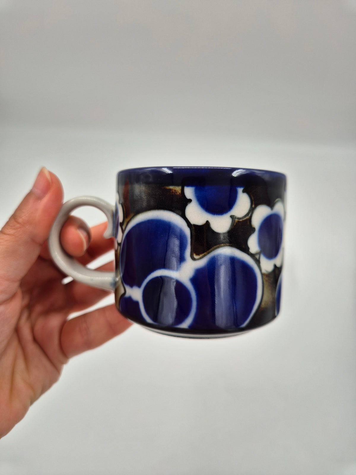 Arabia Saara Coffee Set – Anja Jaatinen-Winquist, 4 Cups & Coffee Pot, 1971–1976