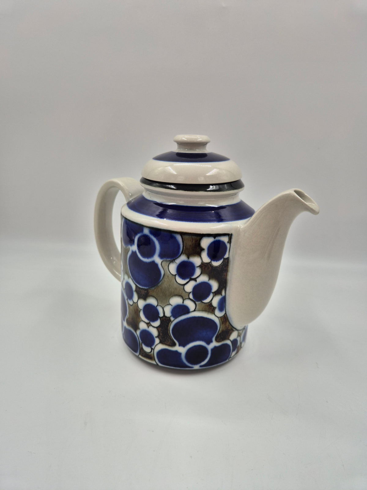 Arabia Saara Coffee Set – Anja Jaatinen-Winquist, 4 Cups & Coffee Pot, 1971–1976