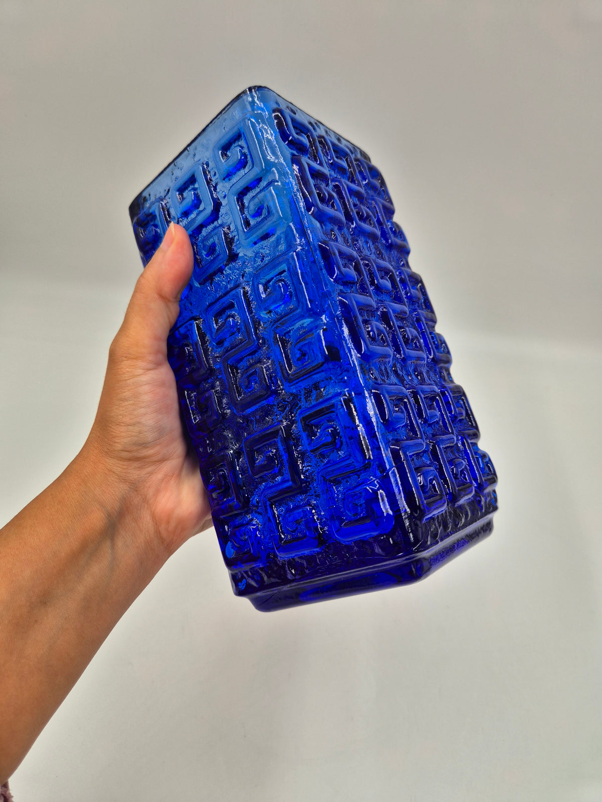 Riihimäen Lasi "Taalari" Vase by Tamara Aladin, Blue, 1968–1972