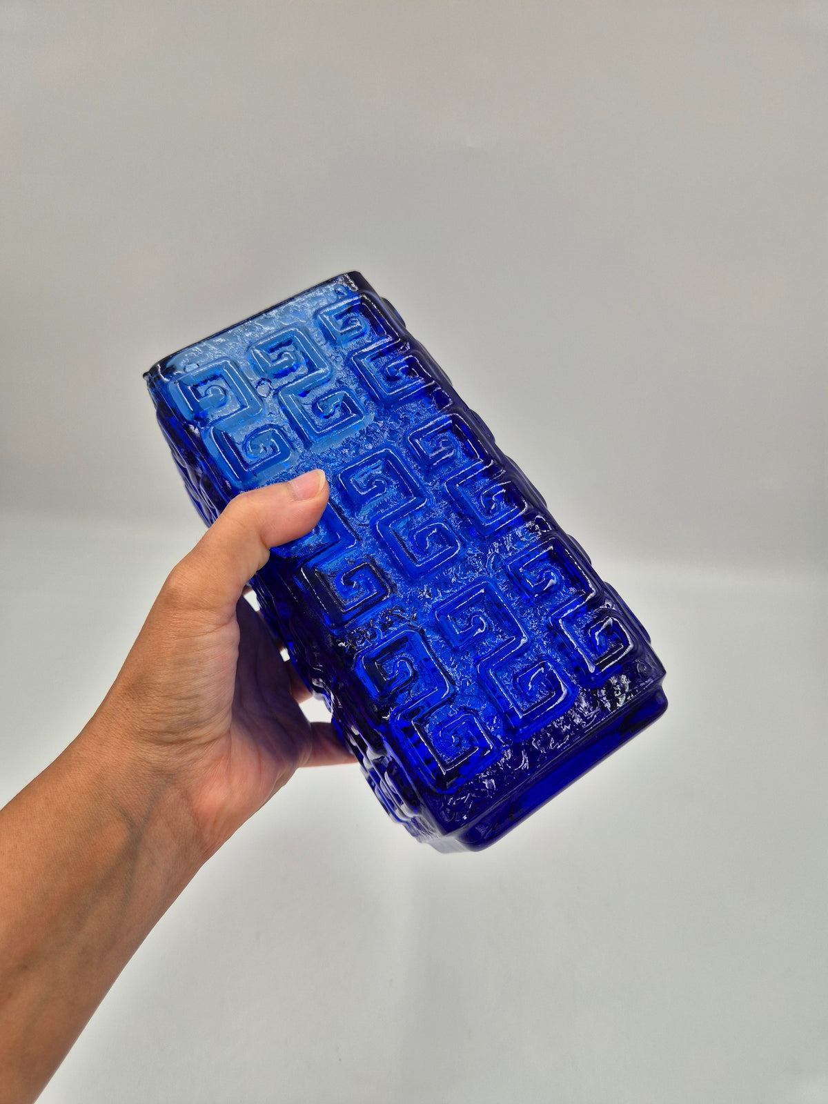 Riihimäen Lasi "Taalari" Vase by Tamara Aladin, Blue, 1968–1972