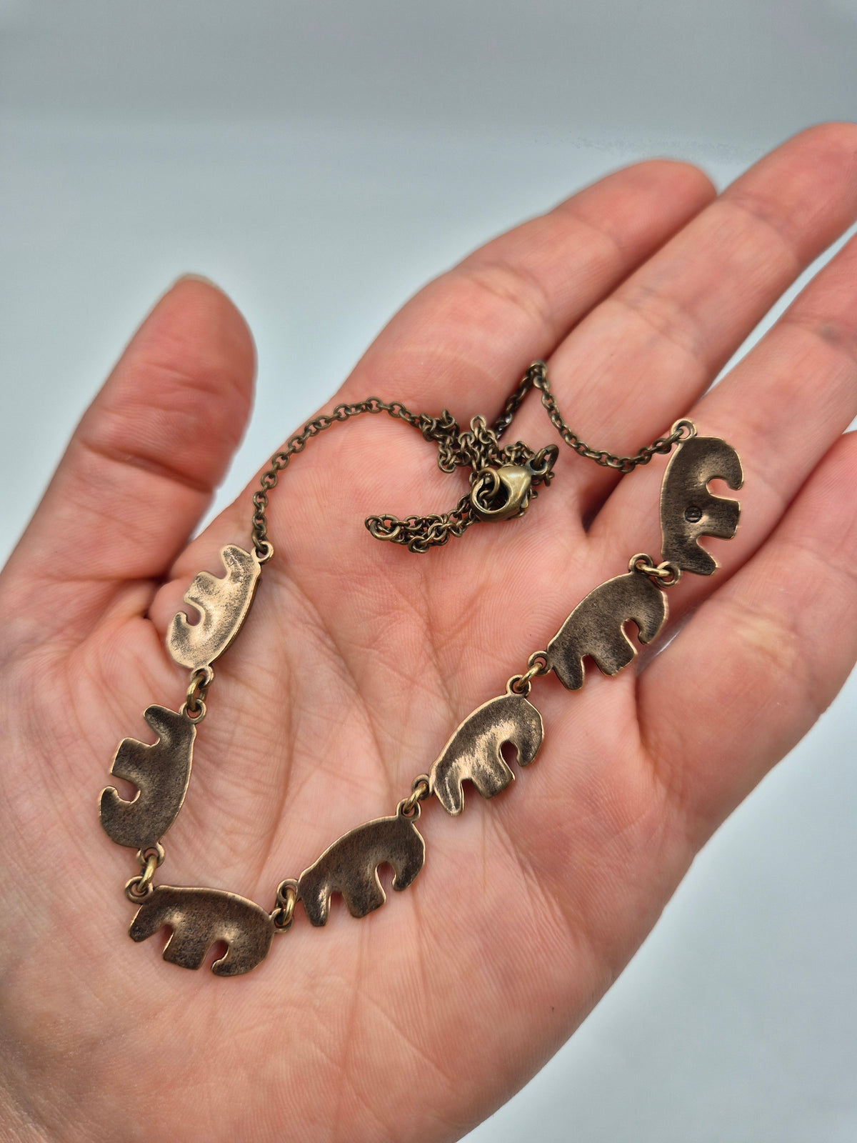 Kalevala Koru "Kalevankarhu" Bear Necklace, Alkuaika, Kaisaleena Mäkelä, Bronze, 40–45 cm