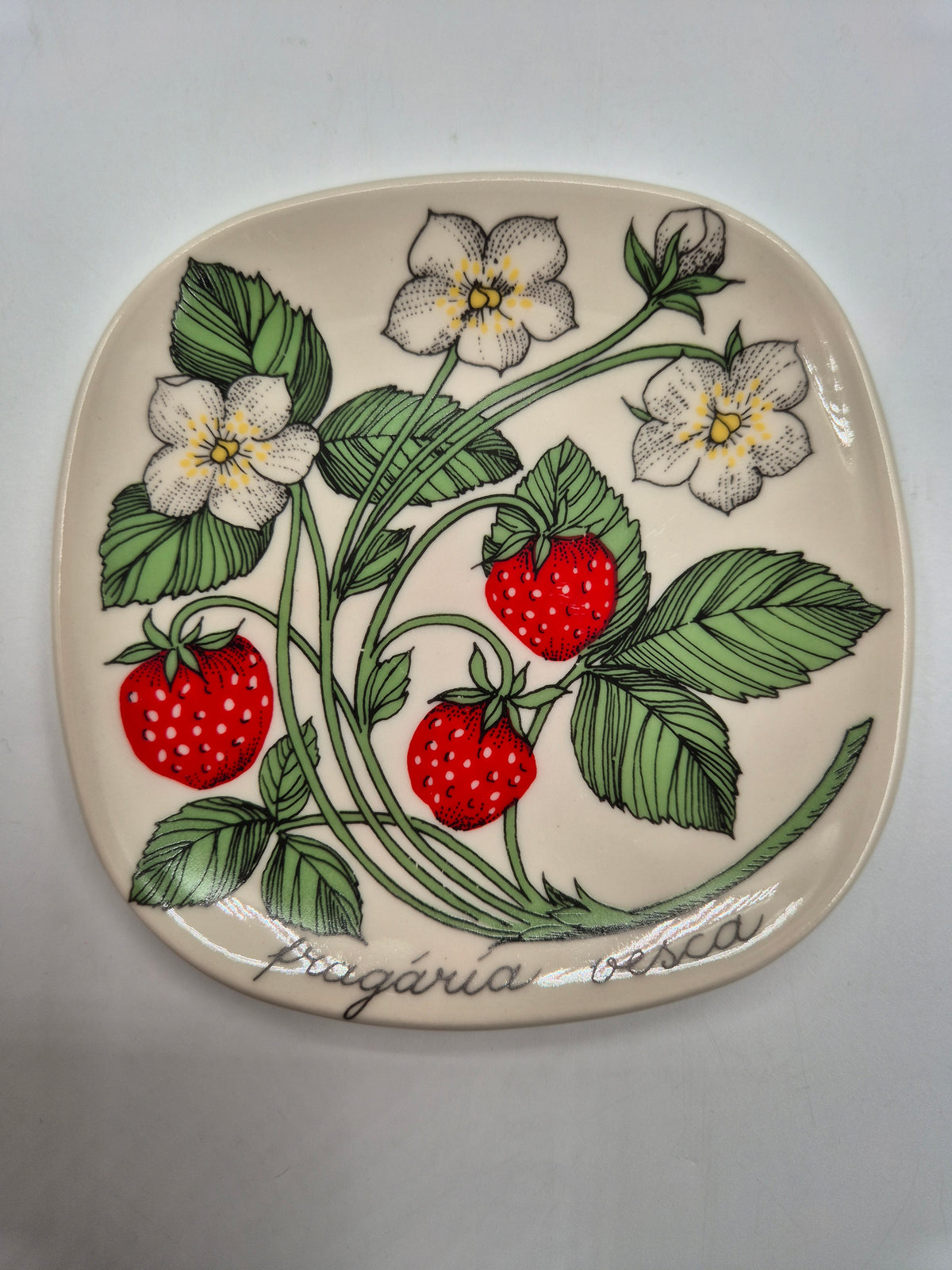 Arabia, Esteri Tomula, Botanica Fragaria vesca (Ahomansikka, Wild Strawberry) Wall Plate