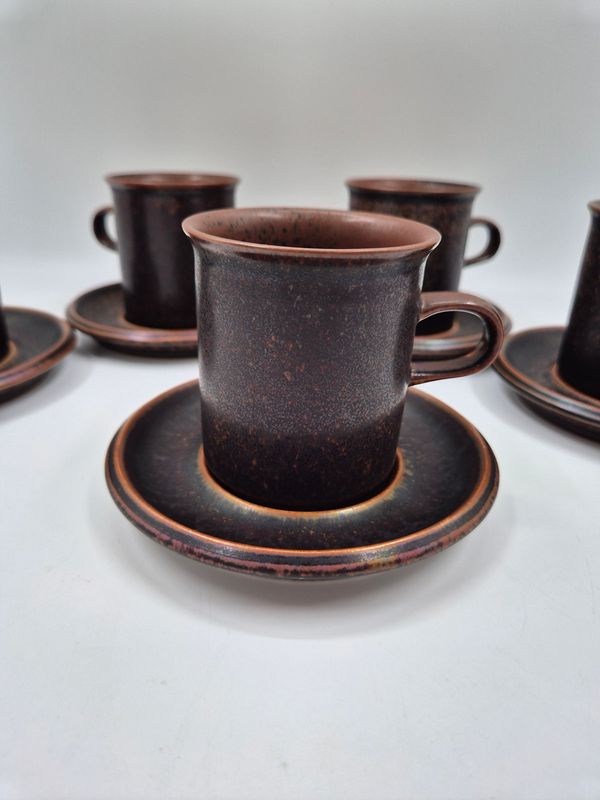 Arabia Finland Ruska Vintage Koffiekopje, Schoteltje &amp; Dessertbord – Mid-Century Aardewerk Set