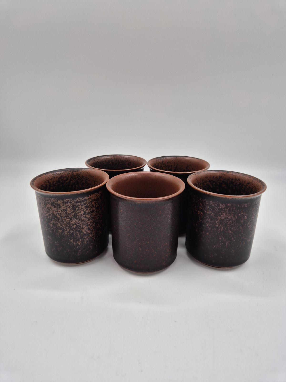 Arabia Finland Ruska Vintage Koffiekopje, Schoteltje &amp; Dessertbord – Mid-Century Aardewerk Set