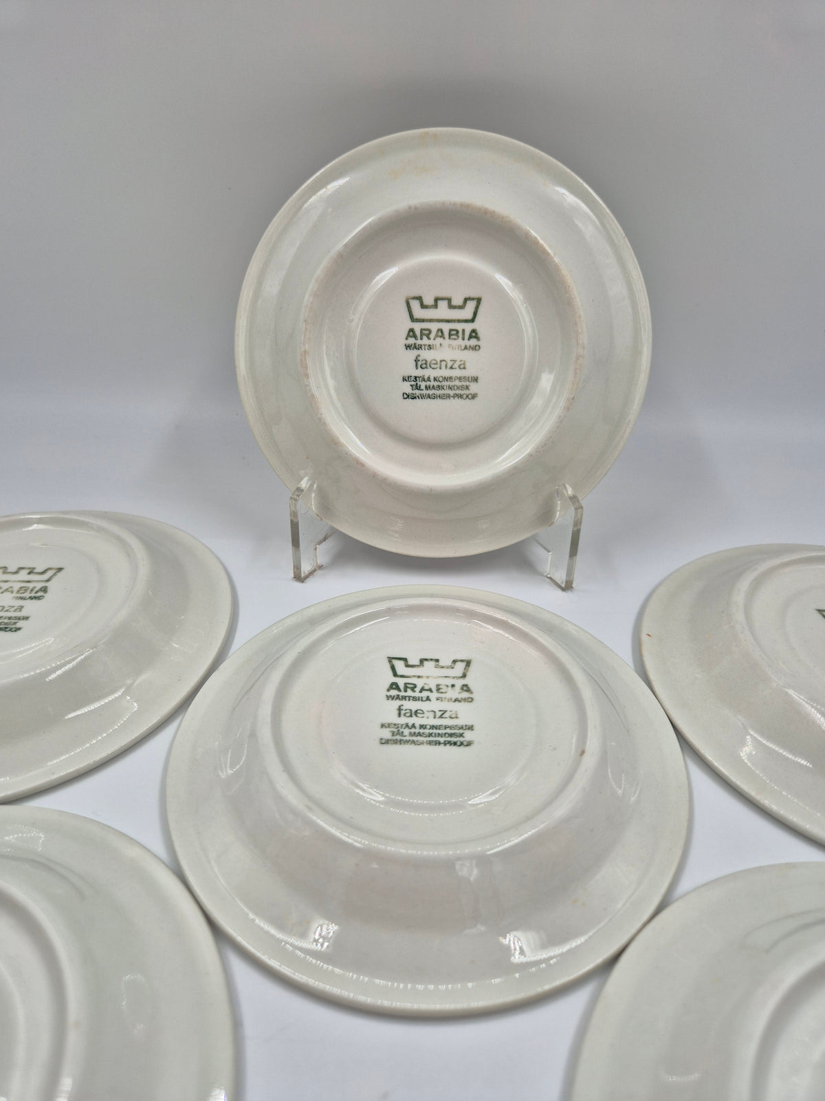 Arabia Faenza Brown Flower 16-piece, trio set, Inkeri Seppälä, Mocca, Espresso, Coffee Cups, 1973–1979