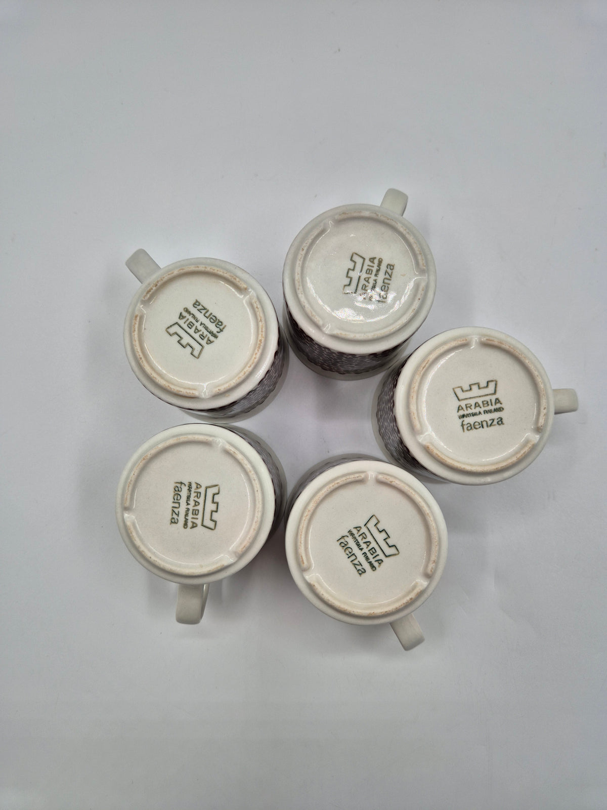 Arabia Faenza Brown Flower 16-piece, trio set, Inkeri Seppälä, Mocca, Espresso, Coffee Cups, 1973–1979
