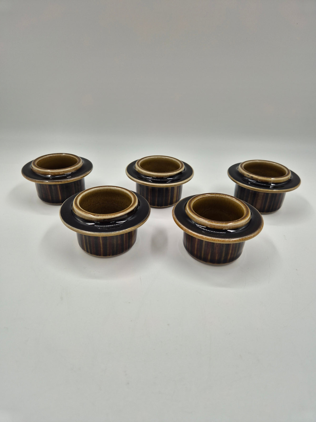Set of 5, Arabia Kosmos Green Egg Cups, Gunvor Olin-Grönqvist, 1964–1976