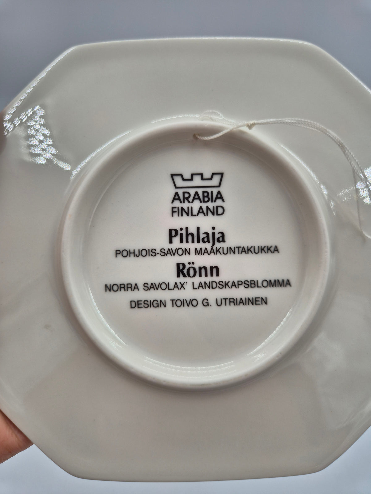 Arabia Pihlaja Wall Plate 15cm, Rowan Berry, North Savo Flower, Toivo G Utriainen