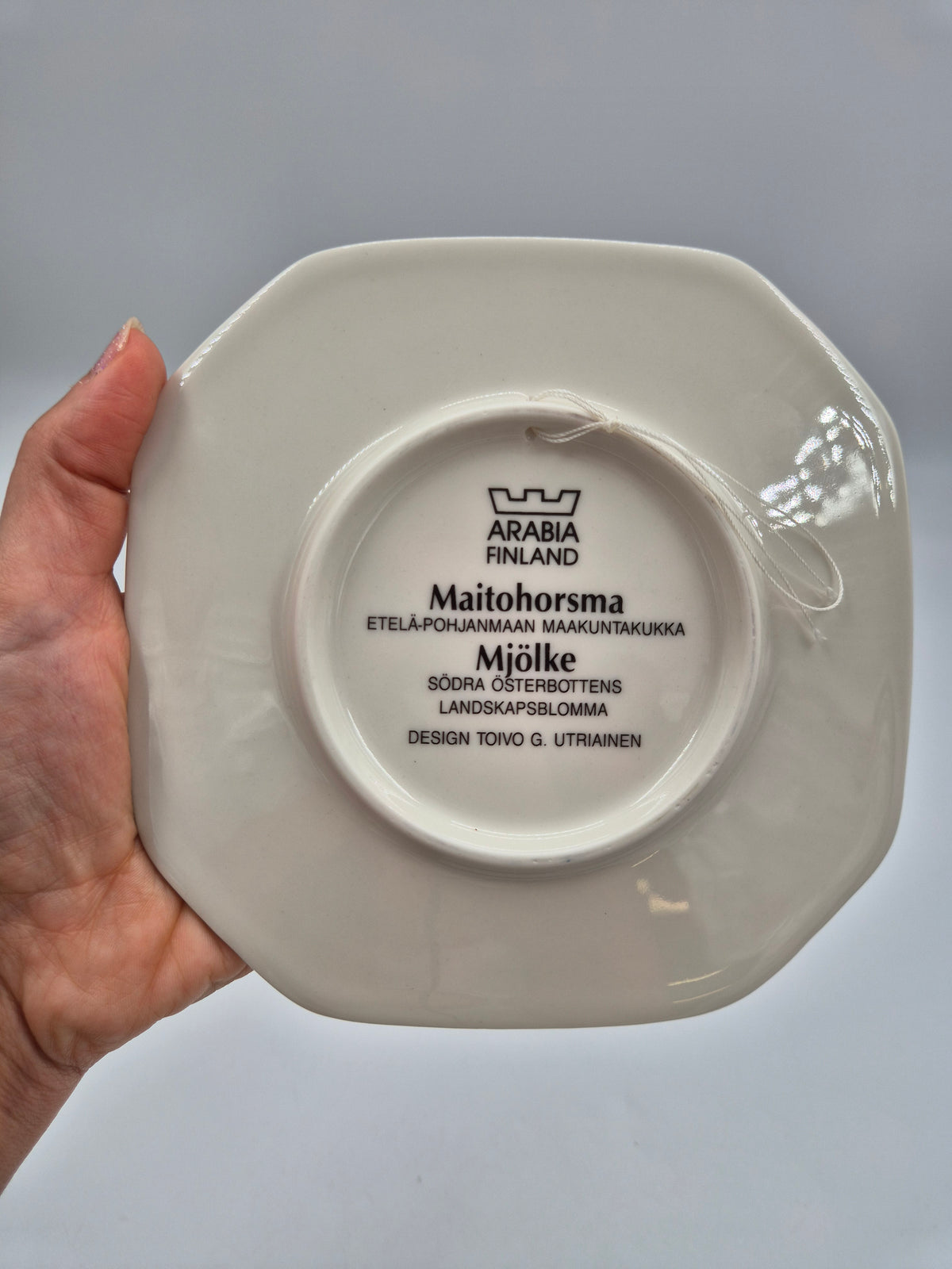 Arabia Maitohorsma Wall Plate 15cm, Fireweed Flower, South Ostrobothnia, Toivo G Utriainen