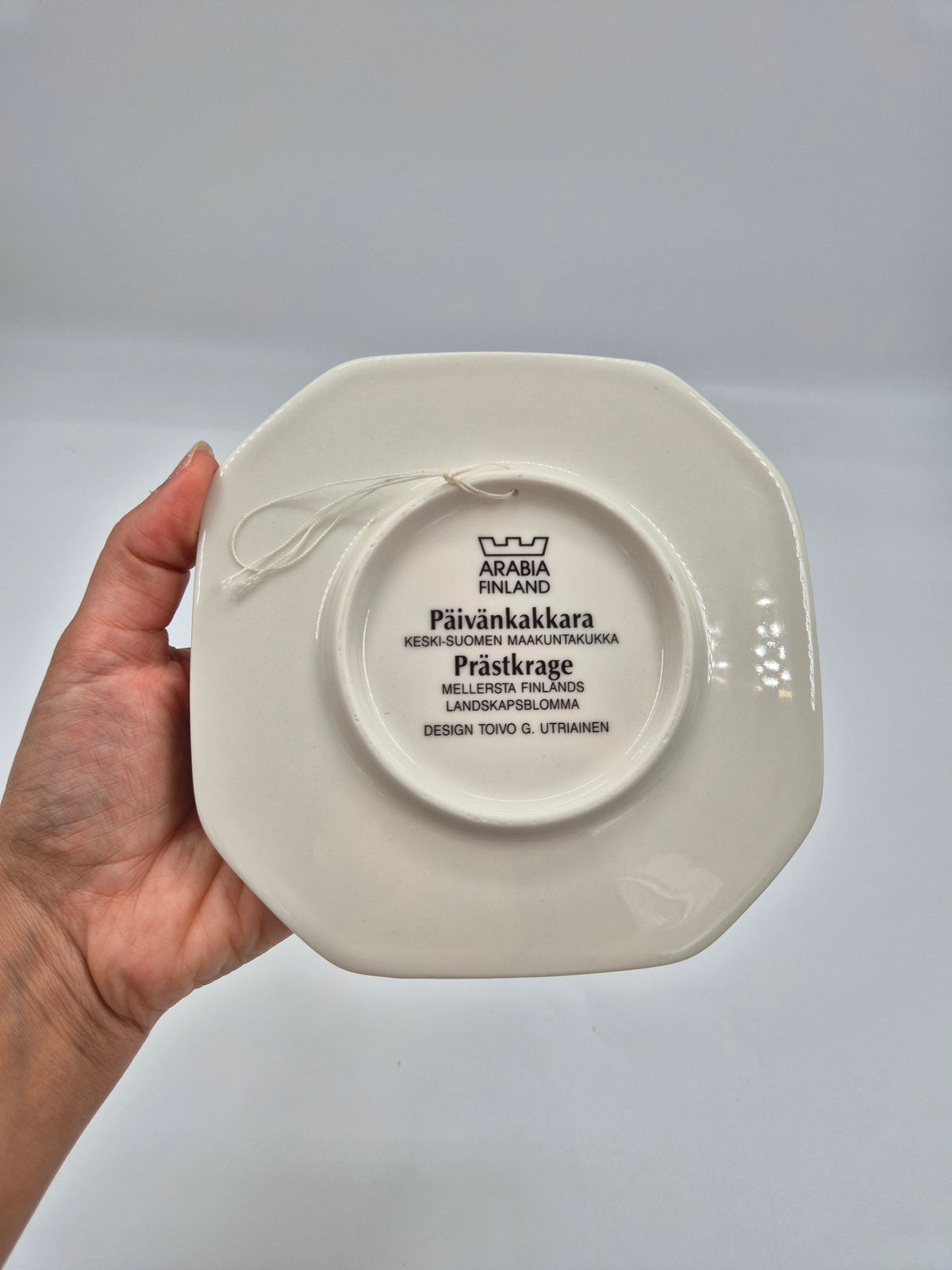 Arabia Päivänkakkara Wall Plate, 15 cm, Toivo G. Utriainen