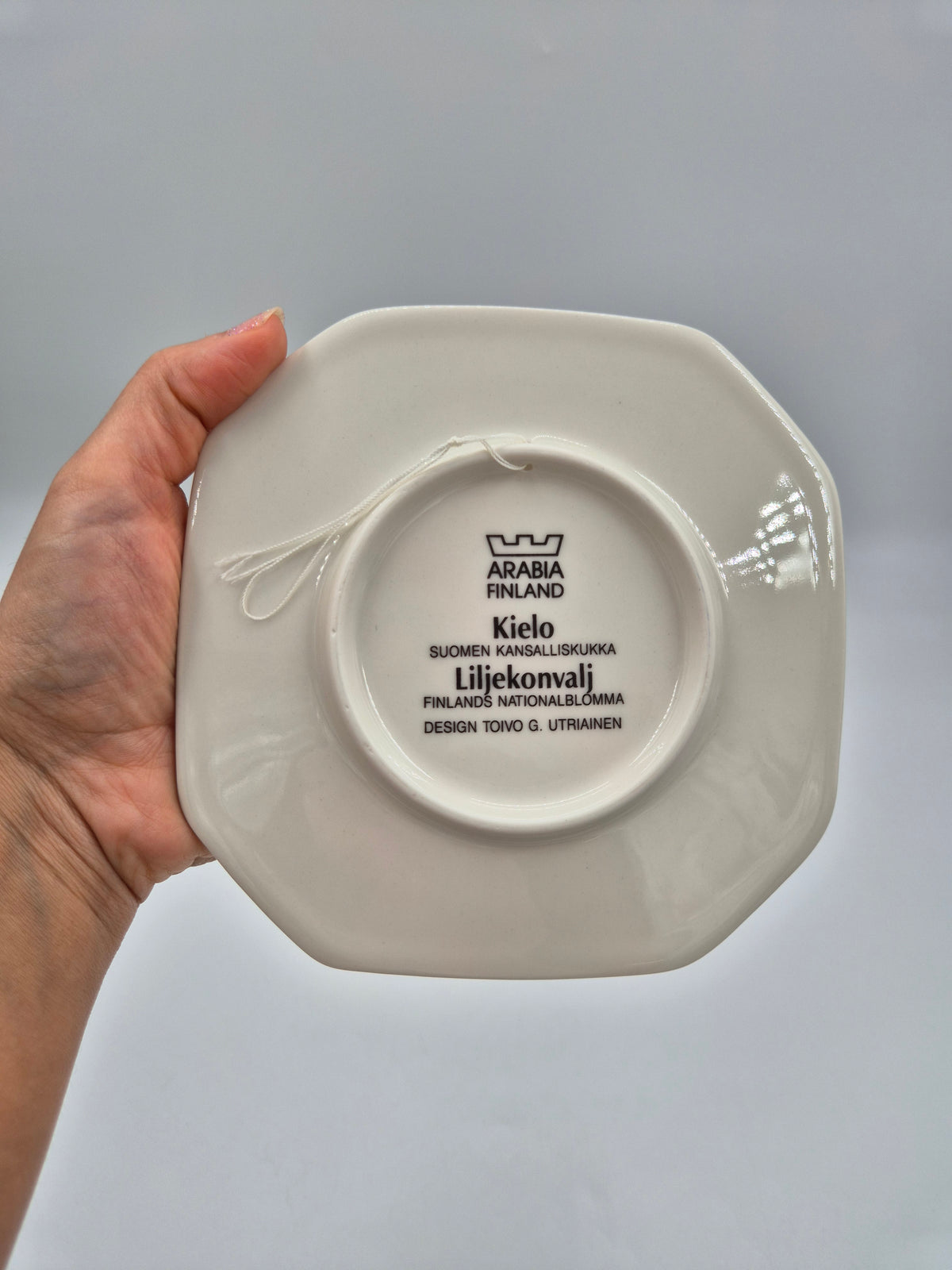 Arabia Kielo Wall Plate 15cm, Toivo G. Utriainen, Finnish National Flower, Vintage Arabia Ceramic, 1993