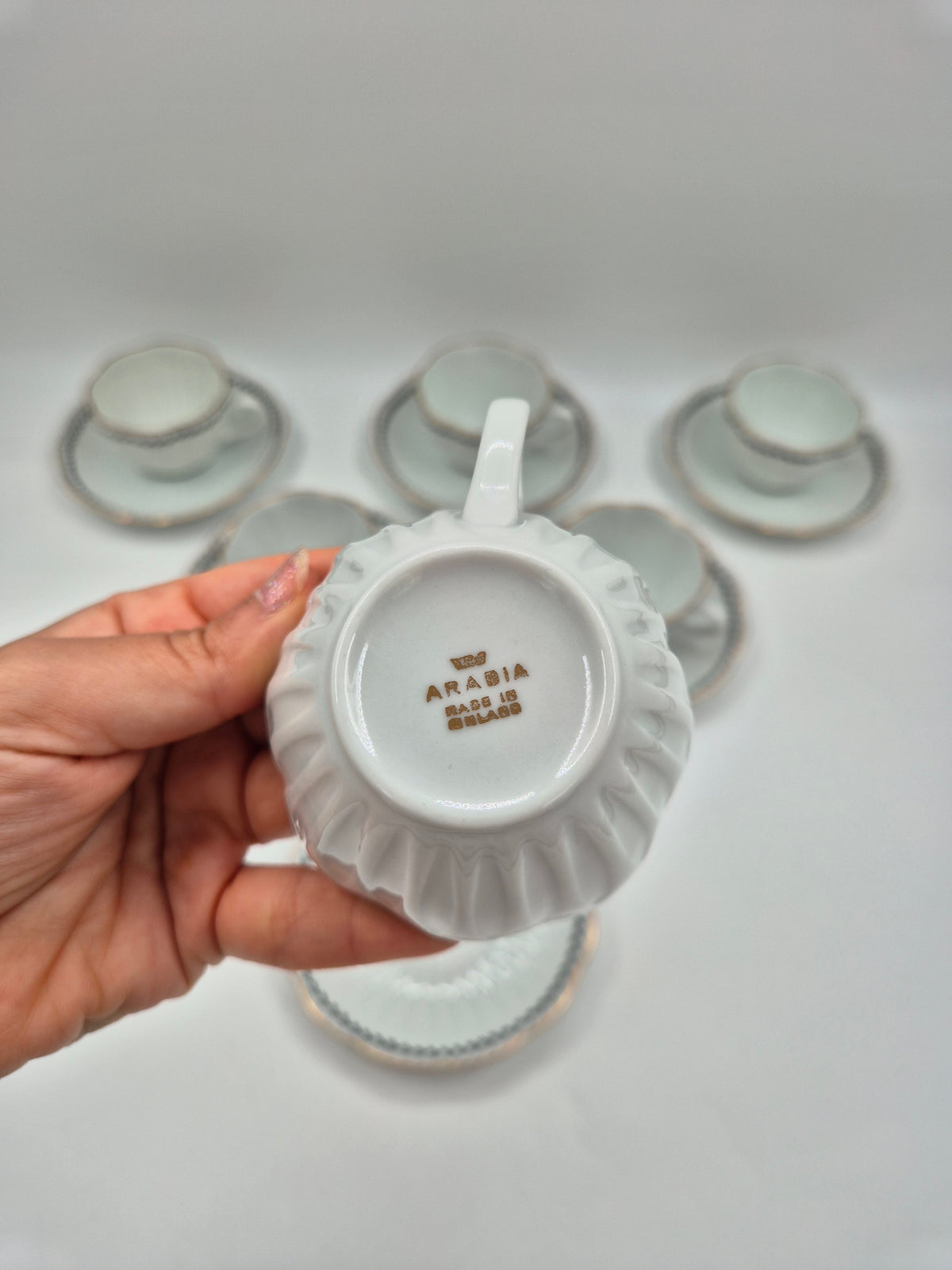 Set of 5 Vintage Arabia Varpu BB Coffee Cup and Saucer, Raija Uosikkinen & Ulla Procopé, Finland 1954–1970