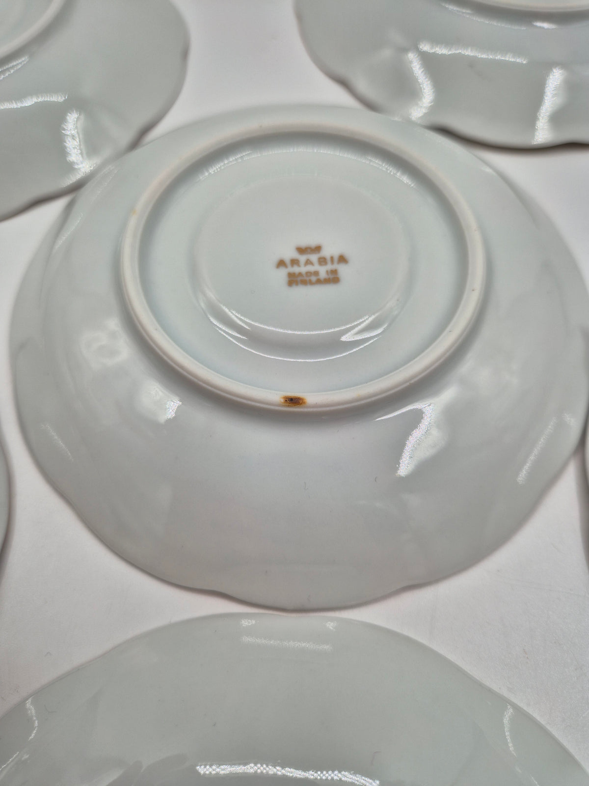 Set of 5 Vintage Arabia Varpu BB Coffee Cup and Saucer, Raija Uosikkinen & Ulla Procopé, Finland 1954–1970