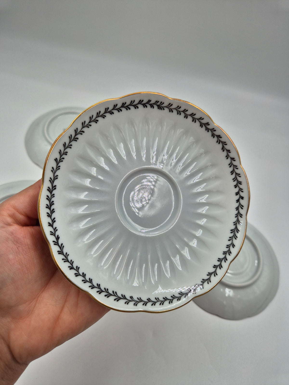 Set of 5 Vintage Arabia Varpu BB Coffee Cup and Saucer, Raija Uosikkinen & Ulla Procopé, Finland 1954–1970