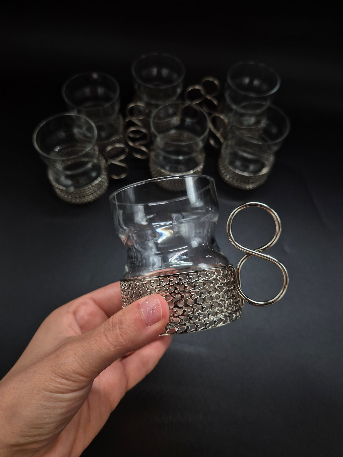 Set of 7 vintage Iittala Tsaikka Glasses, Timo Sarpaneva Finnish Design, Metal Holders