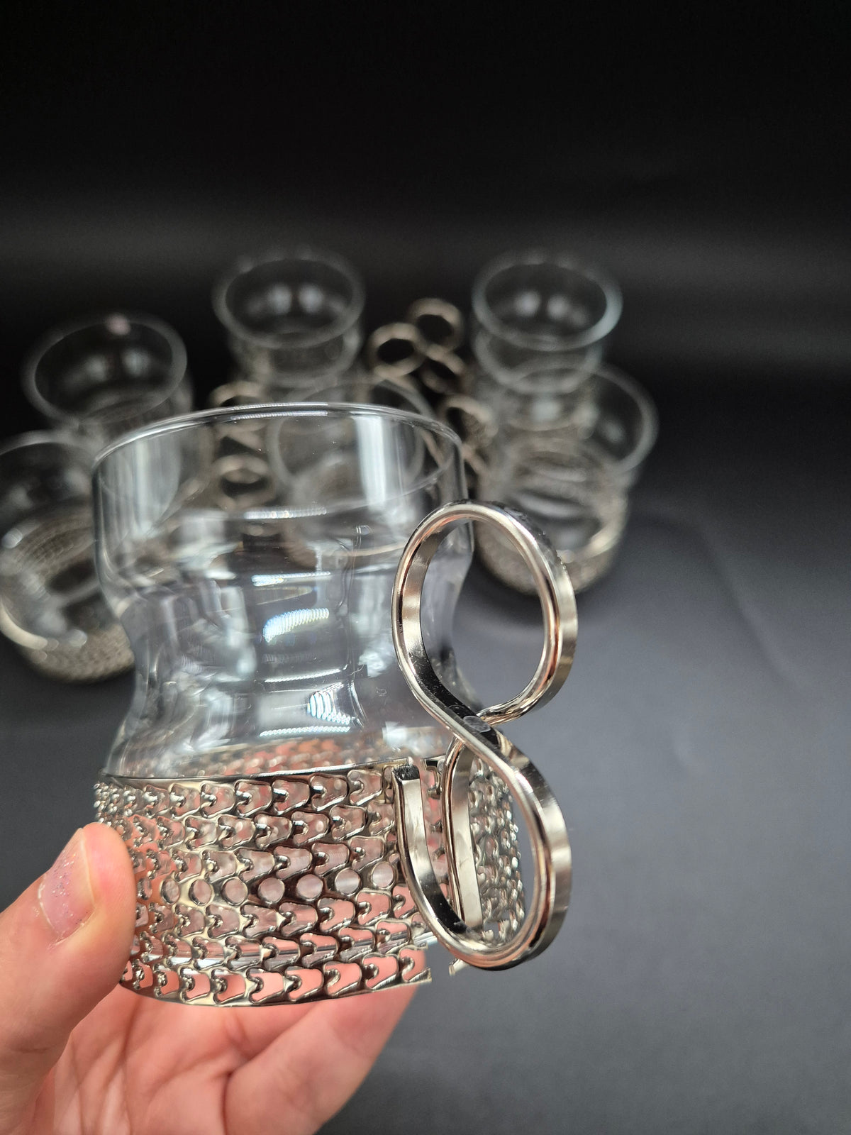 Set of 7 vintage Iittala Tsaikka Glasses, Timo Sarpaneva Finnish Design, Metal Holders