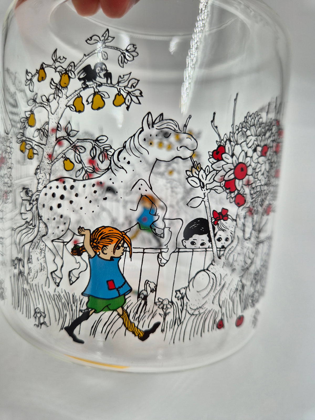 Muurla Pippi Longstocking Glass Jar 2L with Silicone Lid, Pippi the Way Home