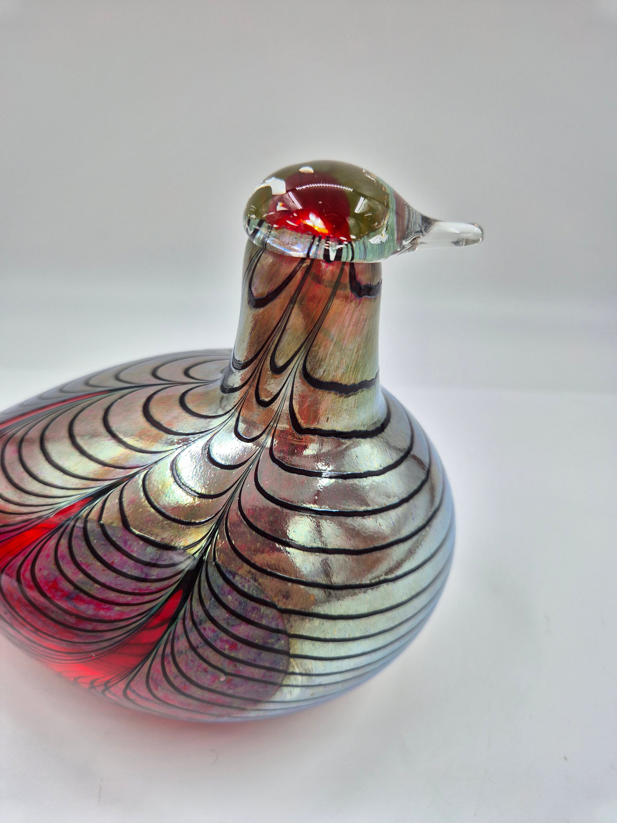 Vintage Oiva Toikka Iittala Glass Bird, Wine Red Iridescent Finnish Art Glass Sculpture, Nuutajärvi Scandinavian Design