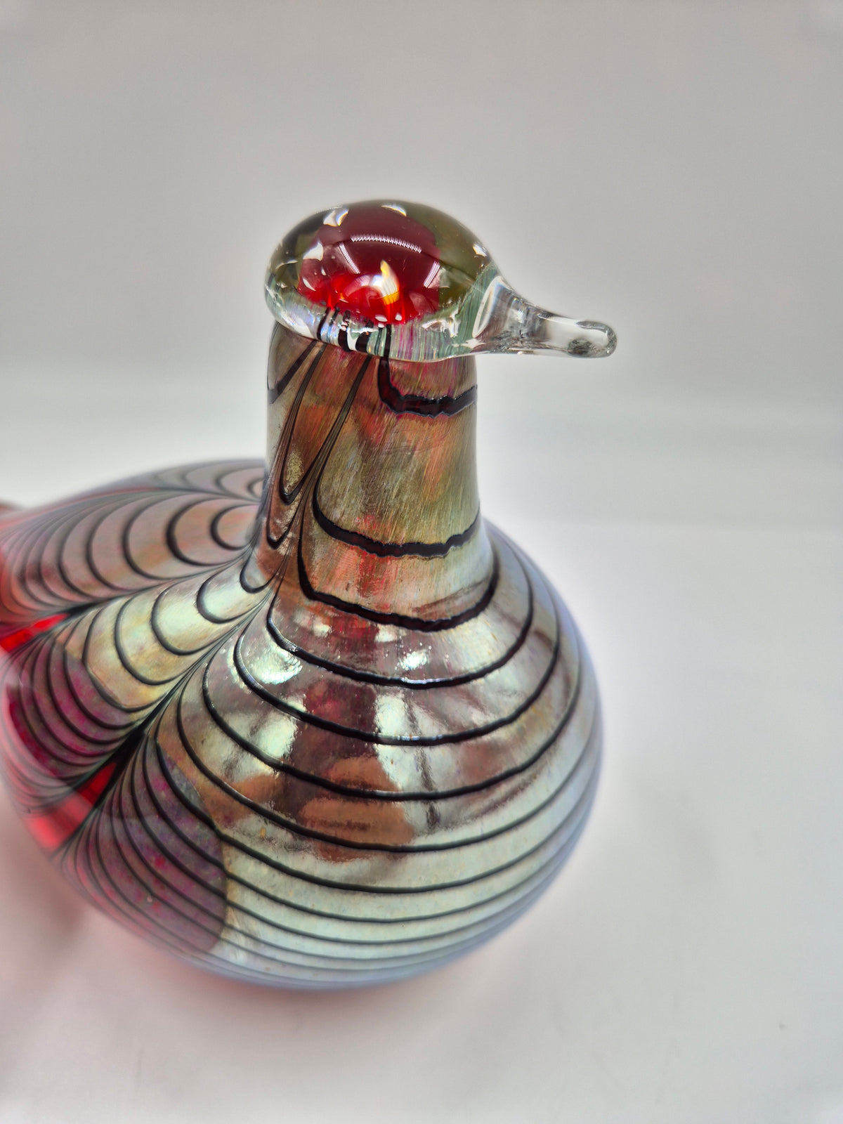 Vintage Oiva Toikka Iittala Glass Bird, Wine Red Iridescent Finnish Art Glass Sculpture, Nuutajärvi Scandinavian Design