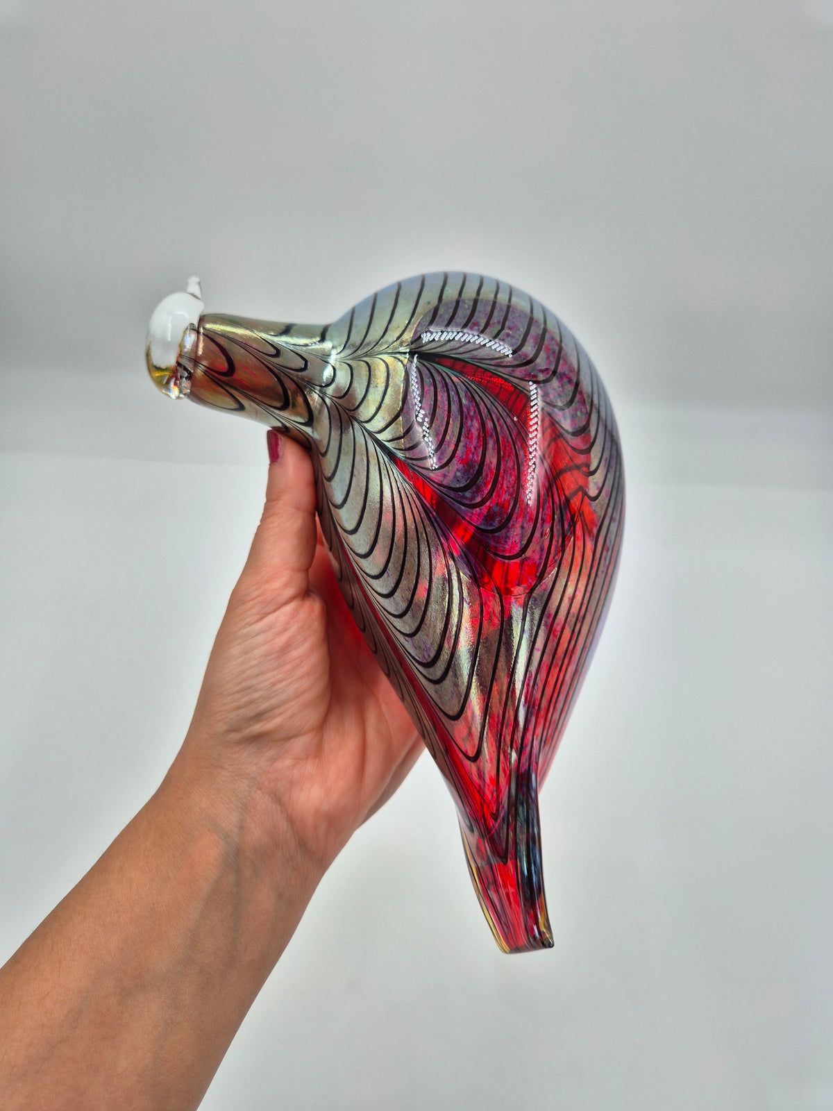 Vintage Oiva Toikka Iittala Glass Bird, Wine Red Iridescent Finnish Art Glass Sculpture, Nuutajärvi Scandinavian Design
