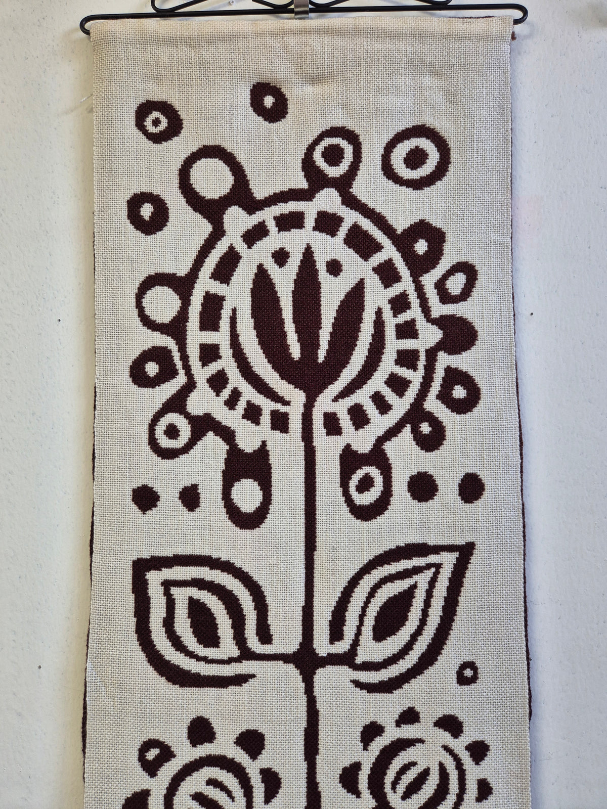 Finnish Täkänä Wall Hanging, Brown Cream Folk Art Textile, Nordic Botanical Wall Decor, 43 × 132 cm