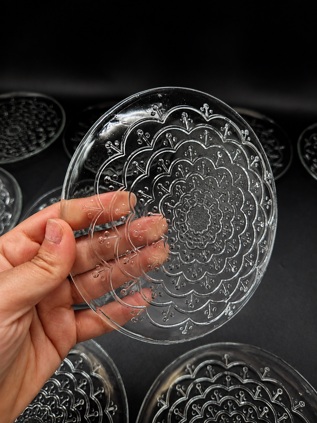 Set of 12 | Riihimäen Lasi Pitsi Plates – Helena Tynell, 1981