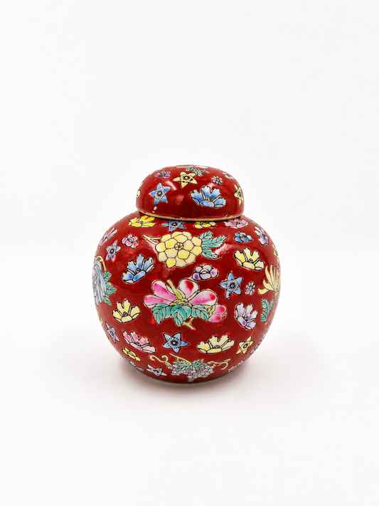 Vintage Chinese Style Porcelain Ginger Jar with Lid – Floral Ceramic Decor Jar – Red Chinoiserie Vase Made in China