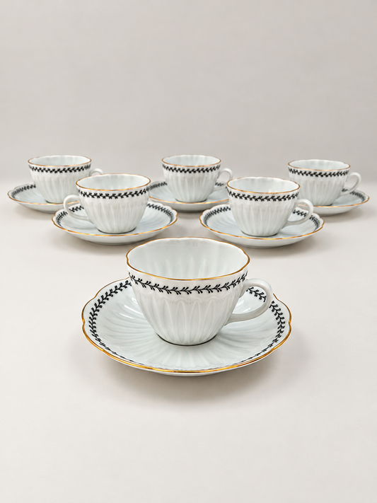 Set of 6 Arabia Varpu BB Coffee Cup and Saucer, Raija Uosikkinen & Ulla Procopé, Finland 1954–1970