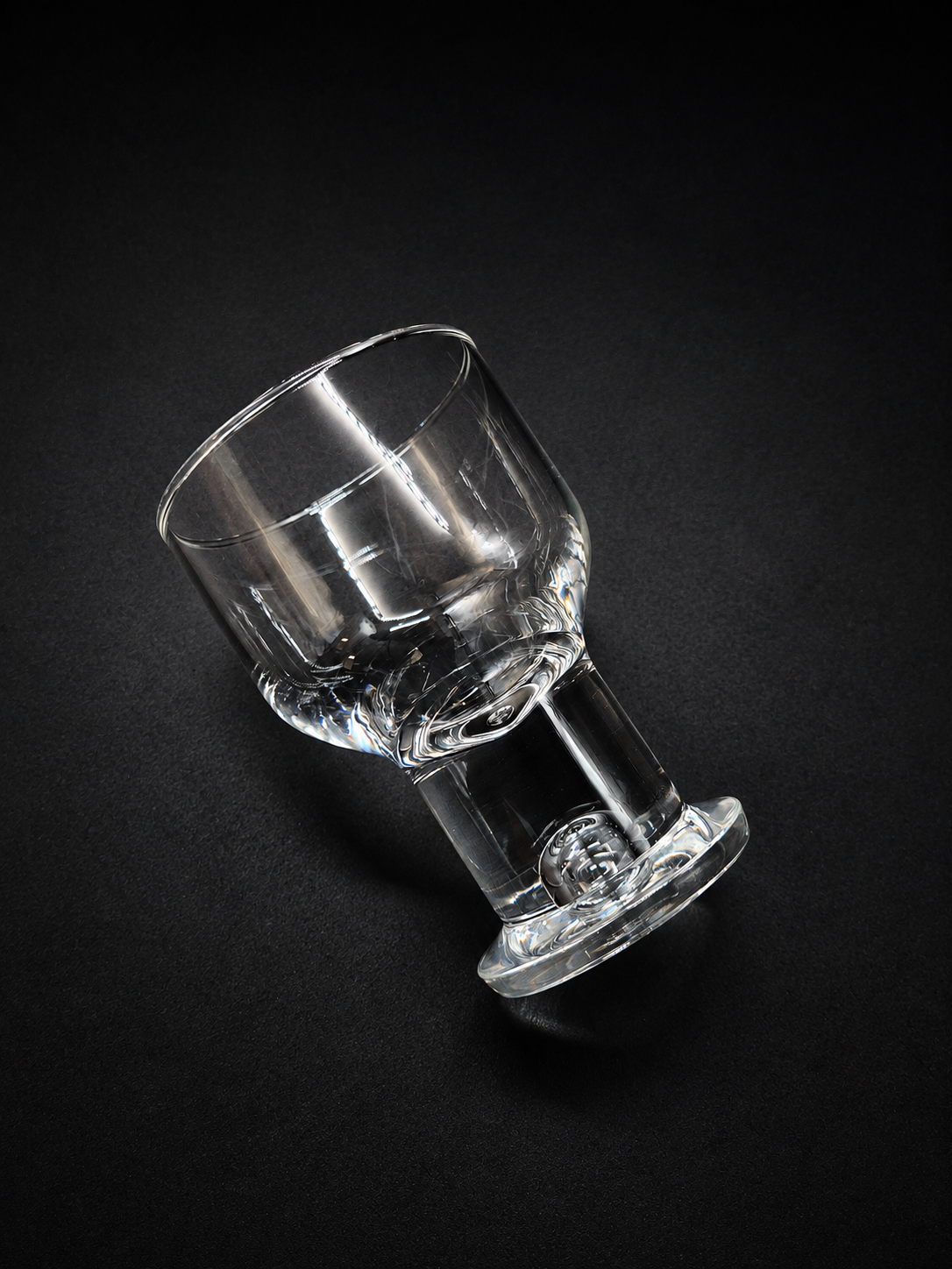 Set of 5 authentic vintage Iittala Helmi wine glasses, designed by Finnish designer Heikki Orvola.
