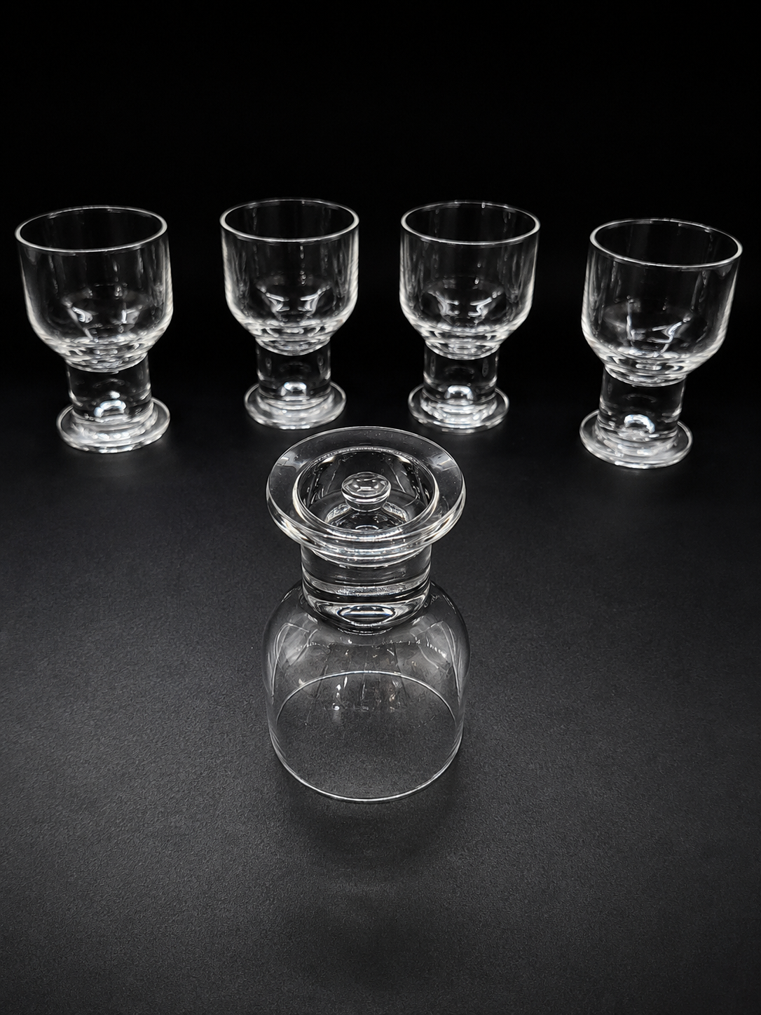Set of 5 authentic vintage Iittala Helmi wine glasses, designed by Finnish designer Heikki Orvola.