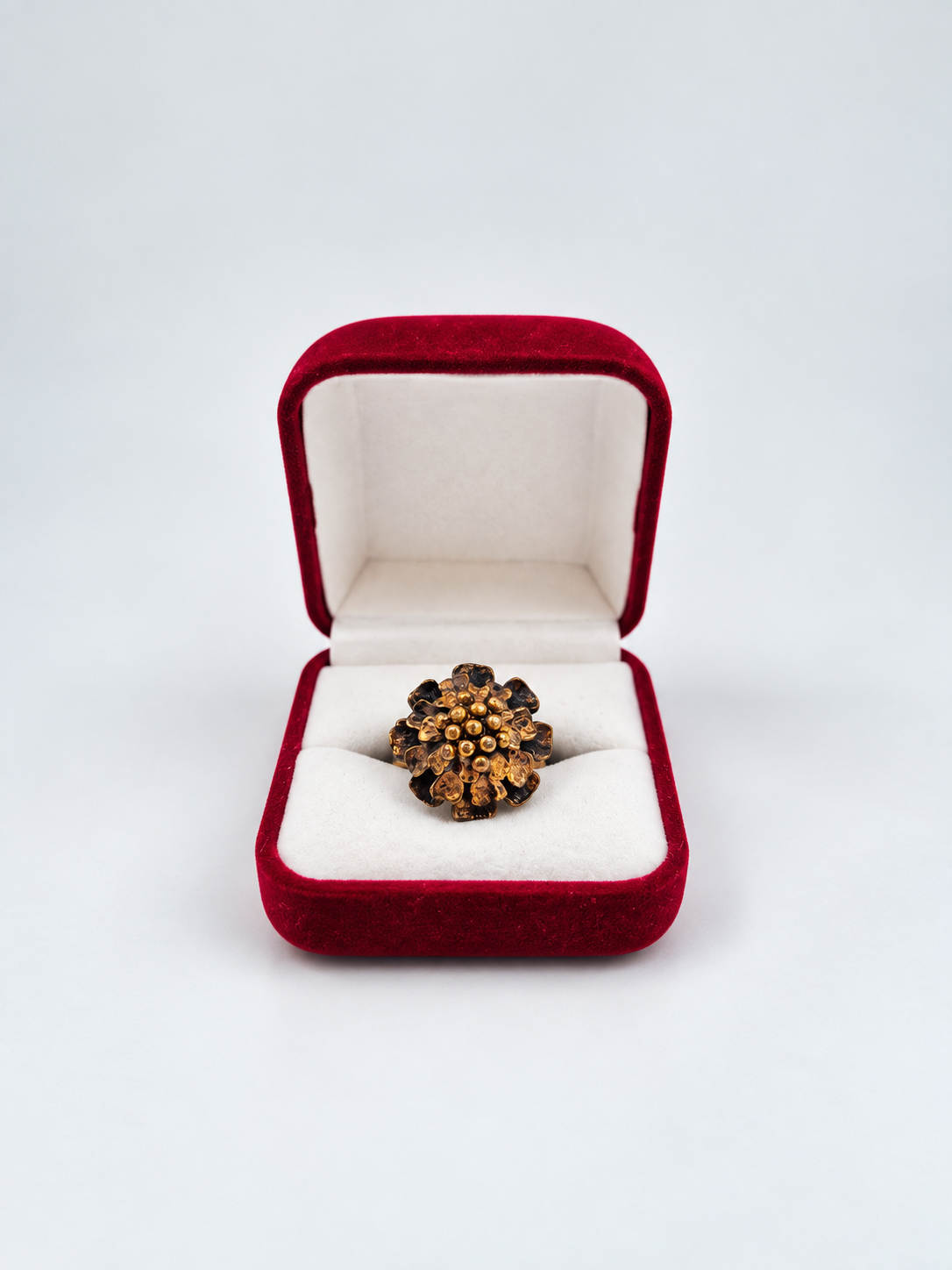 Hannu Ikonen Bronze Ring, 1970s Finnish Vintage Reindeer Moss Ring, Valo-Koru, Scandinavian Modernist Jewelry