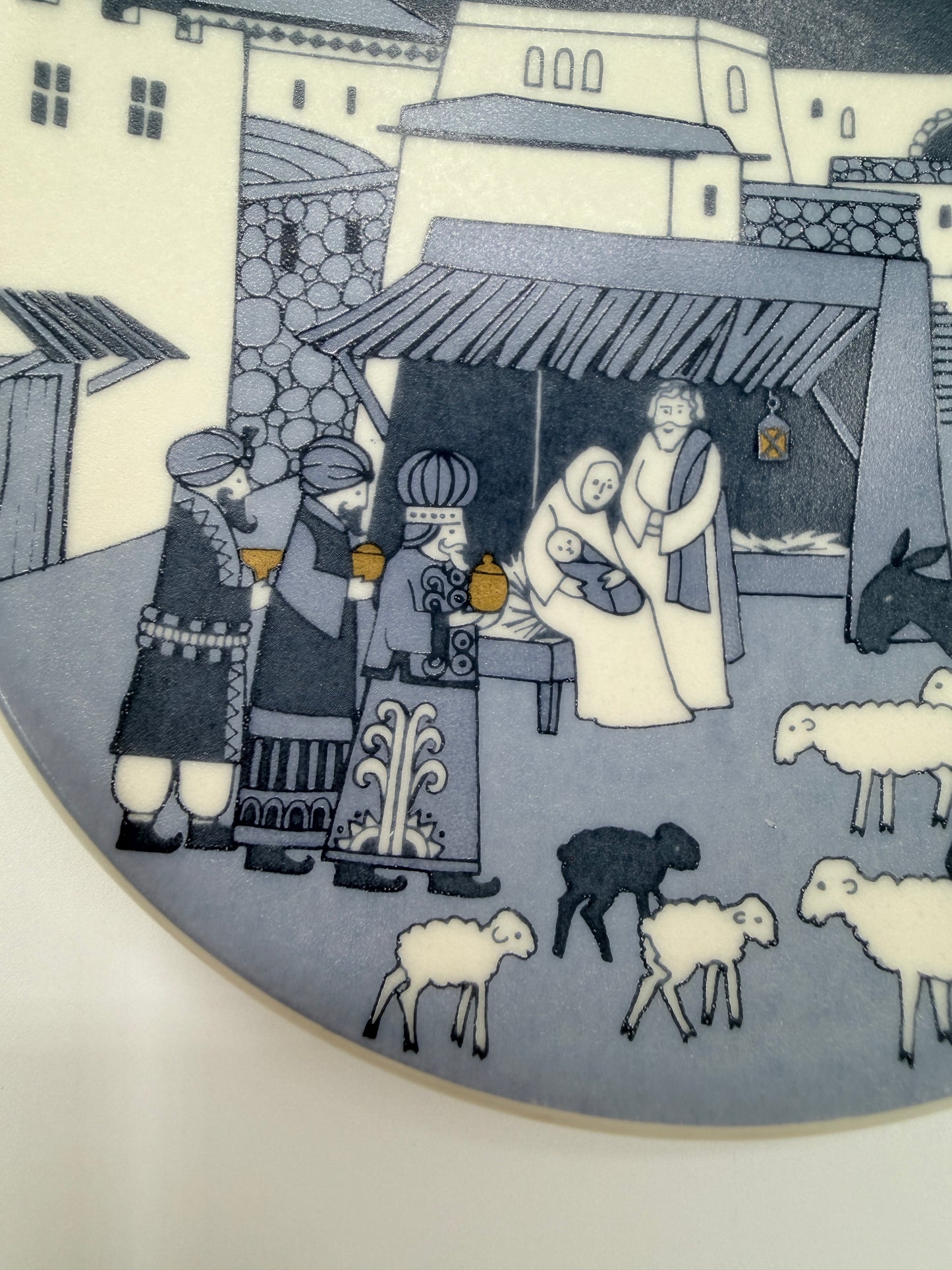 Arabia Crib Krippe Wall Plate Raija Uosikkinen Finland