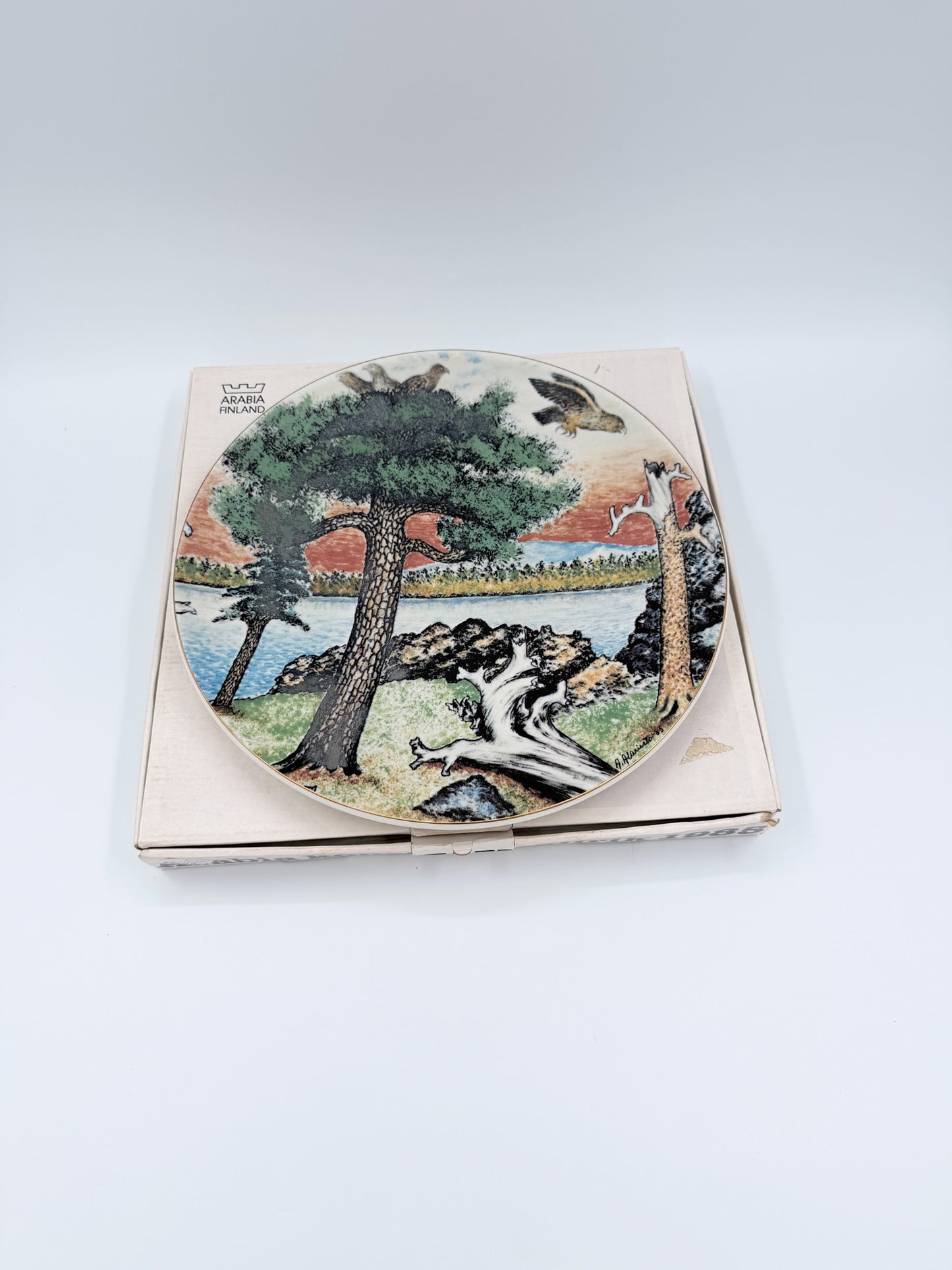 Arabia Finland 1985 Andreas Alariesto Lapland Wall Plate – Limited Edition 7000