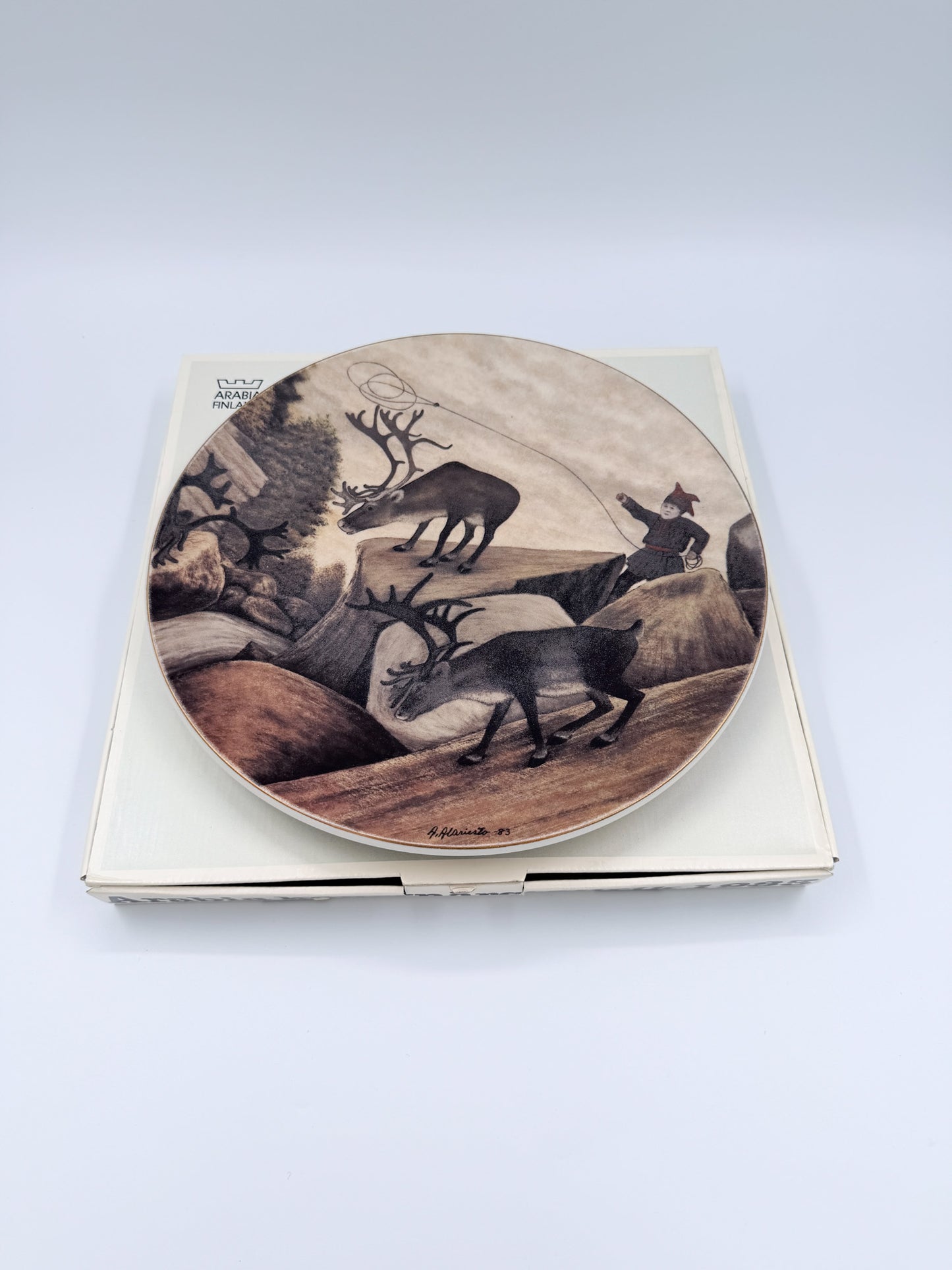 Arabia Finland 1983 Andreas Alariesto Lapland Wall Plate – Limited Edition 7000