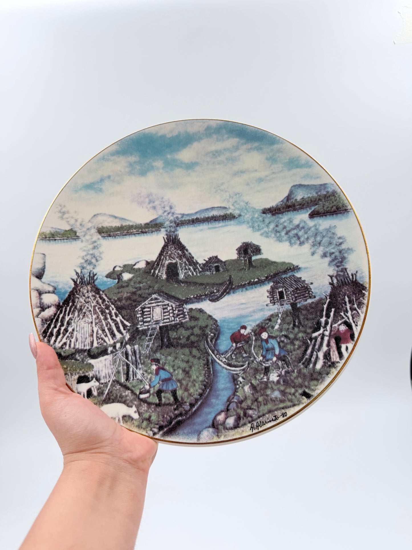Arabia Finland 1984 Andreas Alariesto Lapland Village Wall Plate – Limited Edition 7000