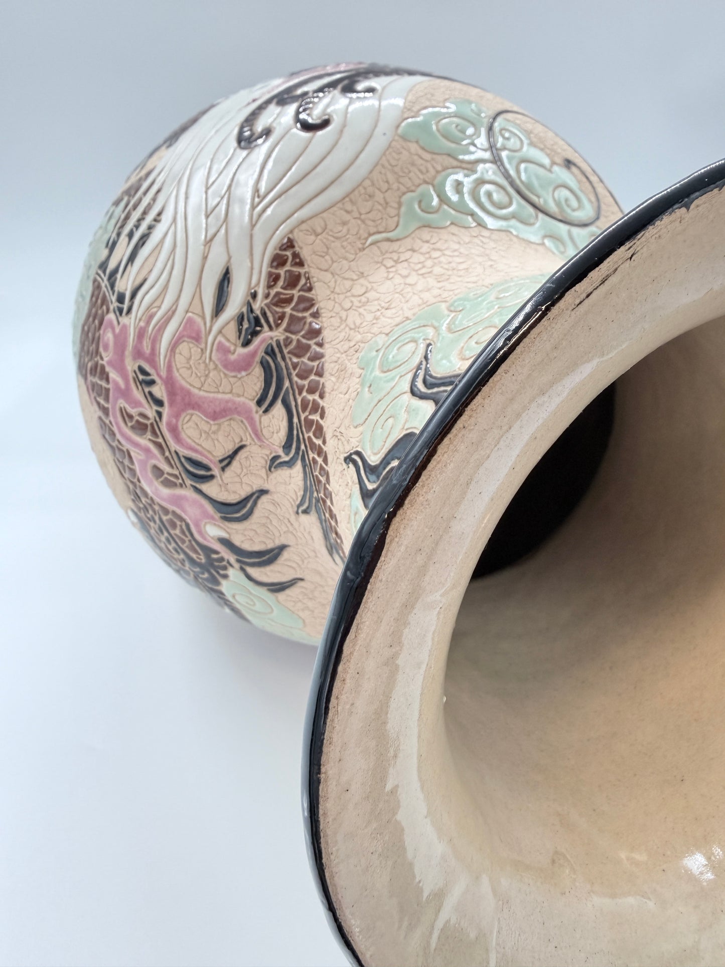Vintage Chinese Floor Vase Dragon Motif 58 cm Hand-Painted Ceramic