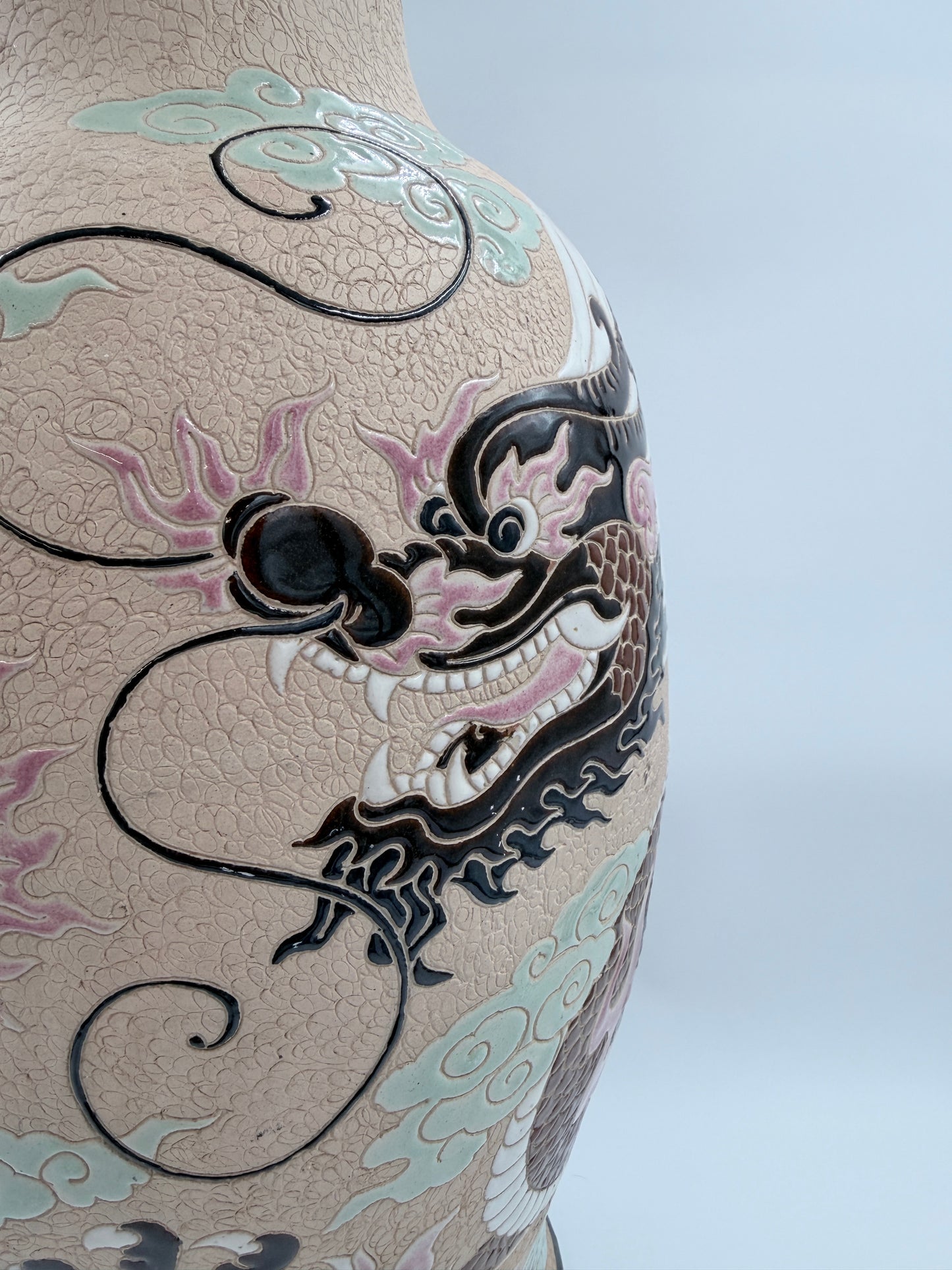 Vintage Chinese Floor Vase Dragon Motif 58 cm Hand-Painted Ceramic