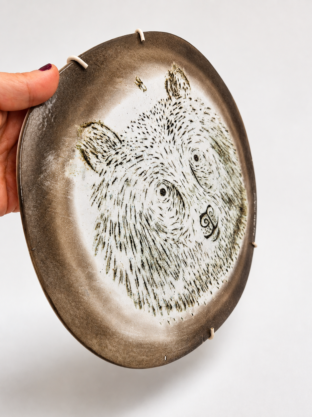 Oiva Toikka Nuutajärvi Fauna Fennica Bear Wall Plate 1983 | Finnish Vintage Glass Art