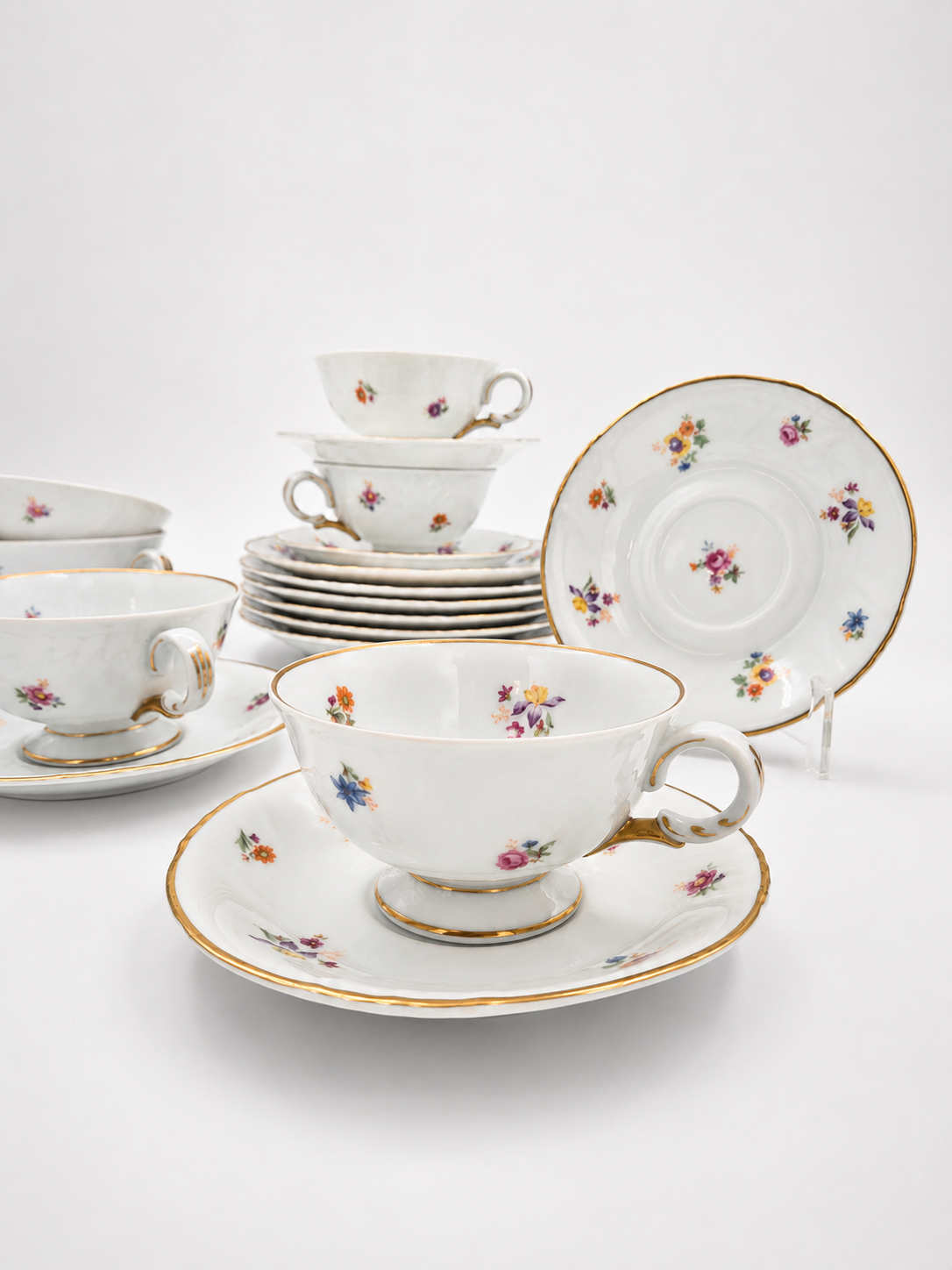Set of Six Arabia Finland Vintage Floral Coffee Cup & Saucer – Design by Svea Granlund