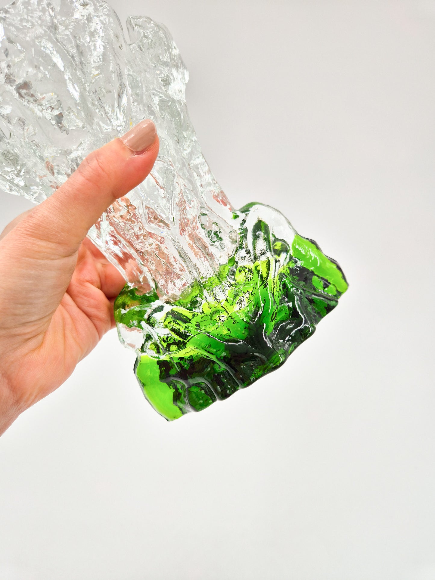 Humppilan Lasi Kasvimaalla Vase – Finnish Art Glass