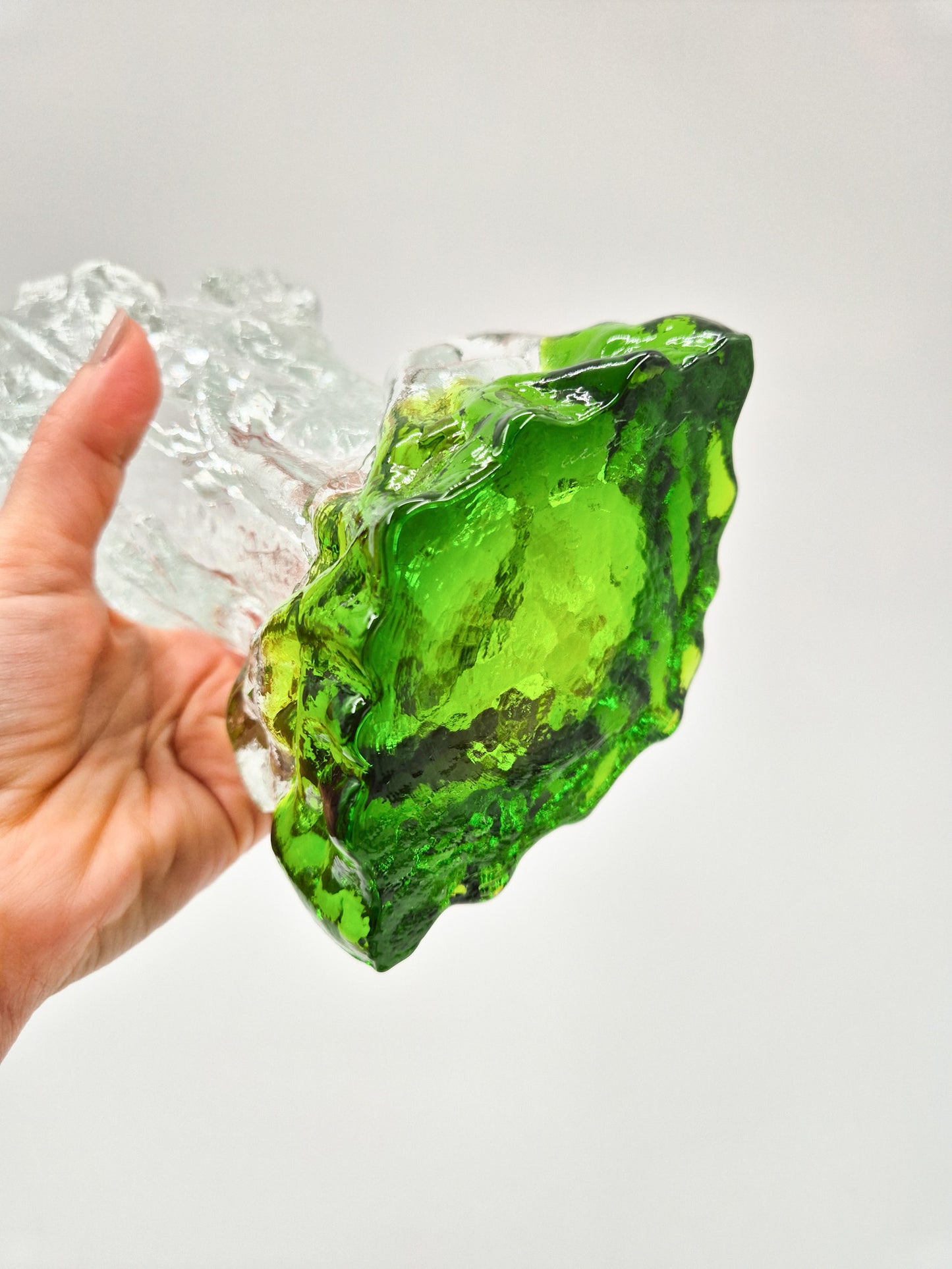 Humppilan Lasi Kasvimaalla Vase – Finnish Art Glass