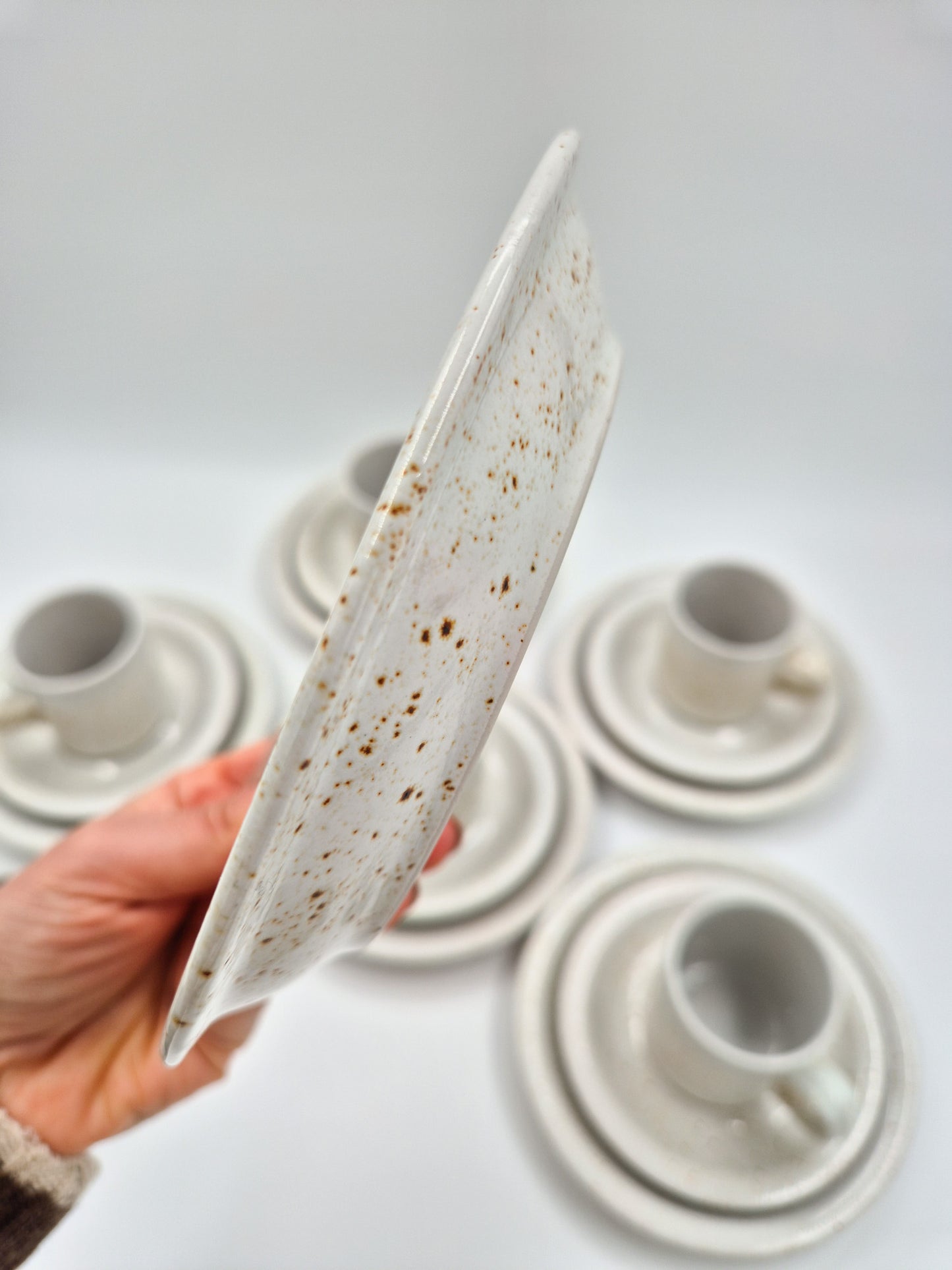 Set of 6 Pentik Riekko Coffee Trios – Vintage Finnish Stoneware Cups, Saucers & Plates