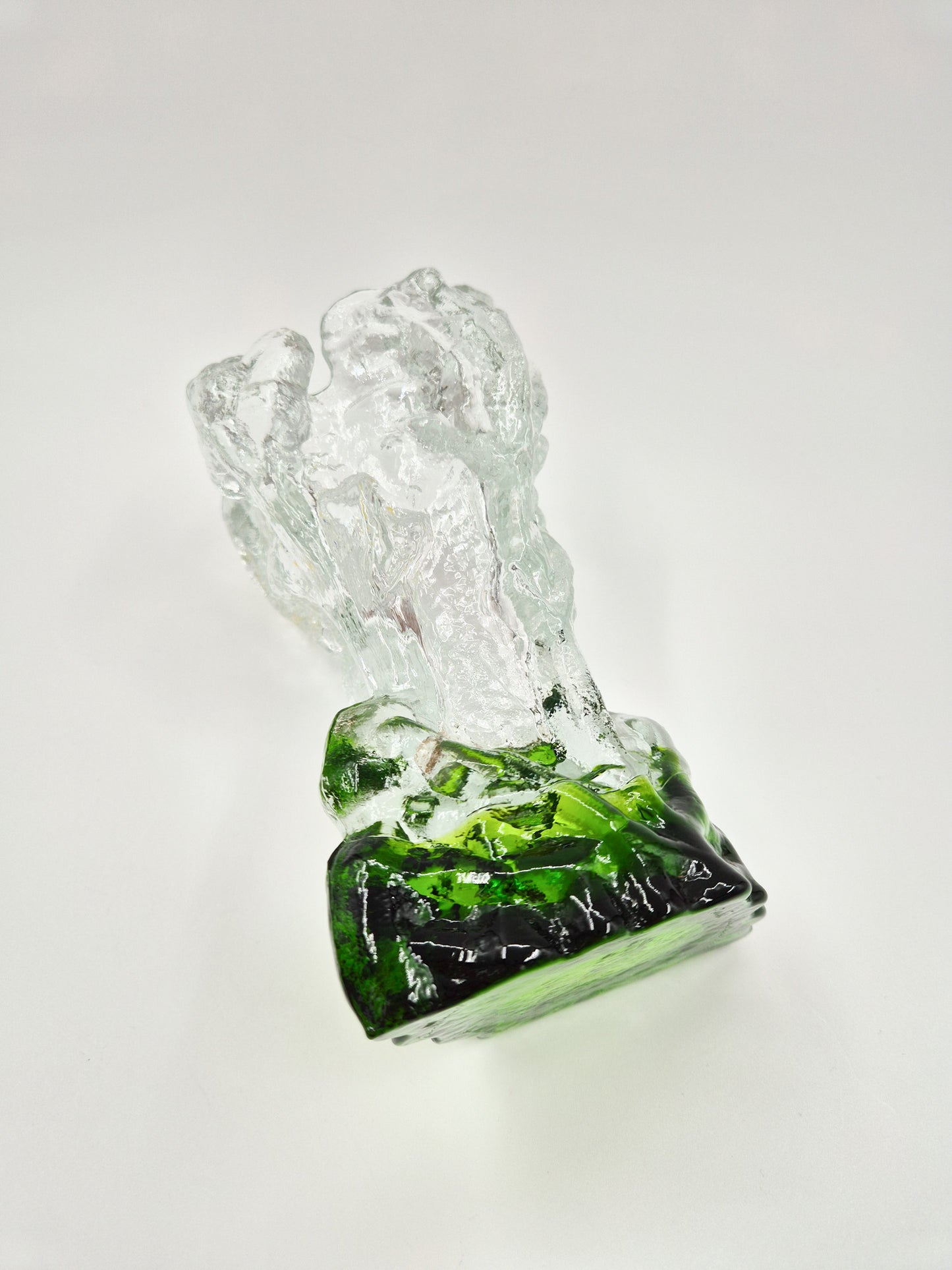 Humppilan Lasi Kasvimaalla Vase – Finnish Art Glass