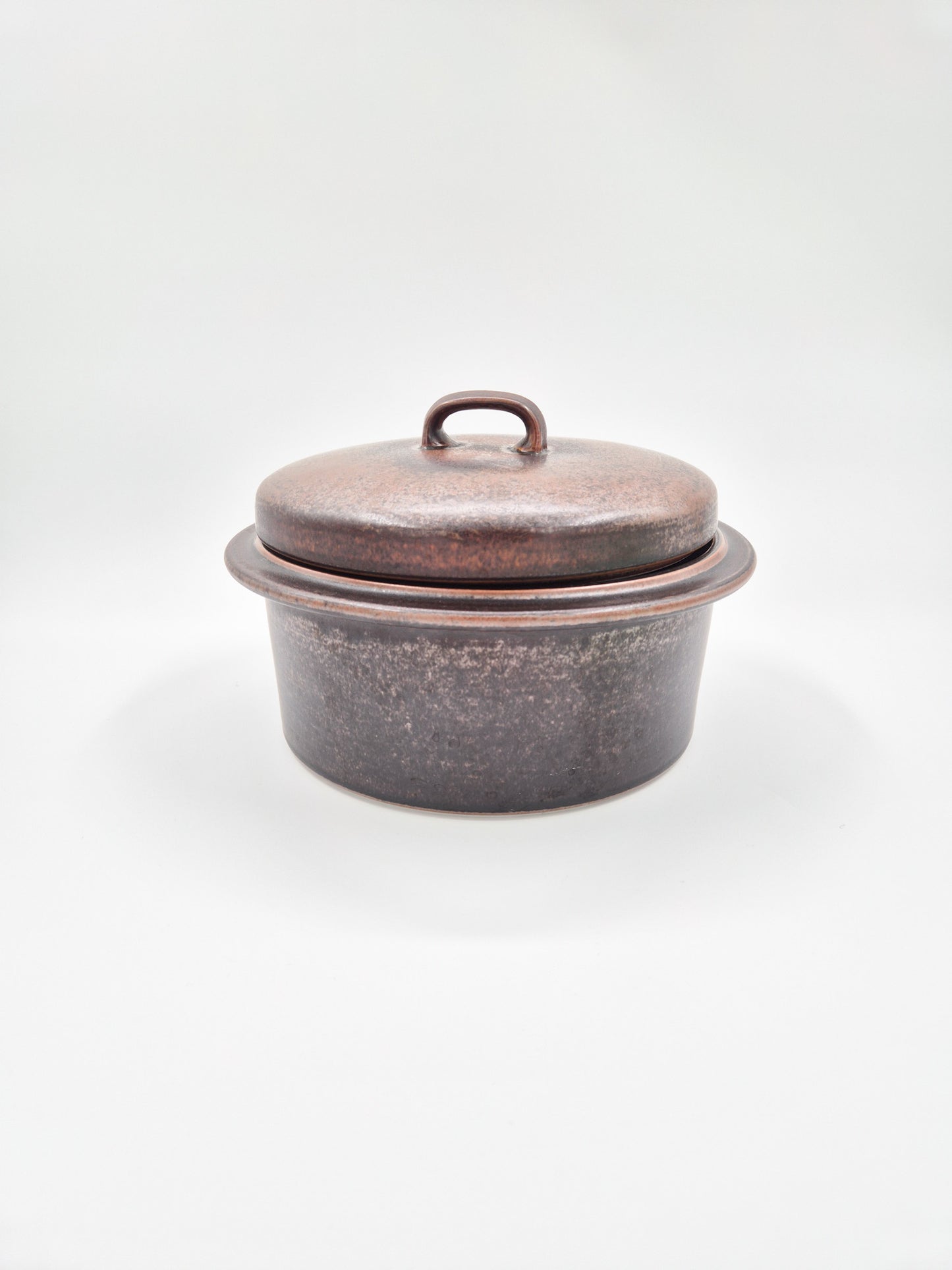 Arabia Ruska Lidded Bowl – Vintage Finnish Stoneware Serving Dish