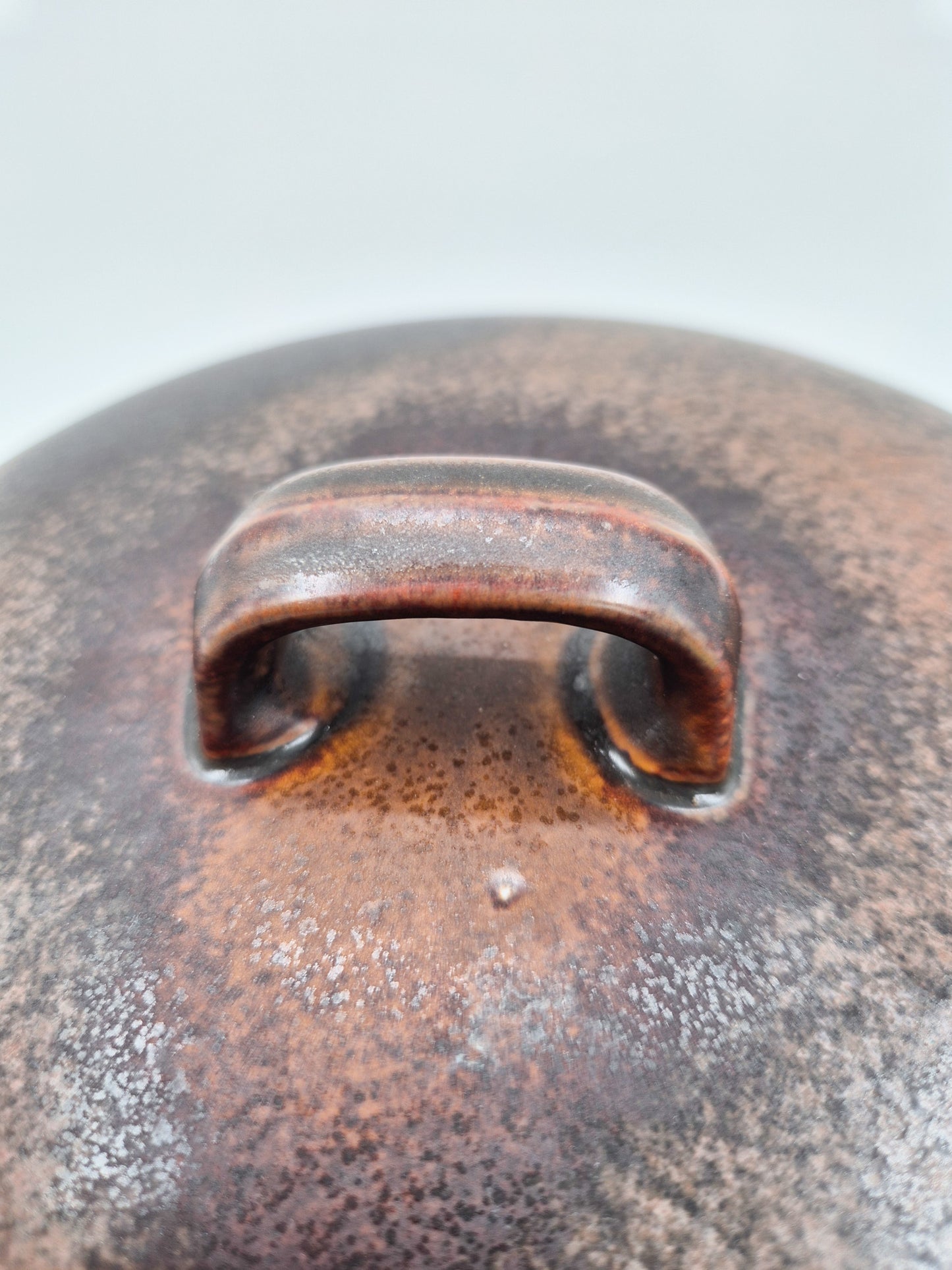 Arabia Ruska Lidded Bowl – Vintage Finnish Stoneware Serving Dish